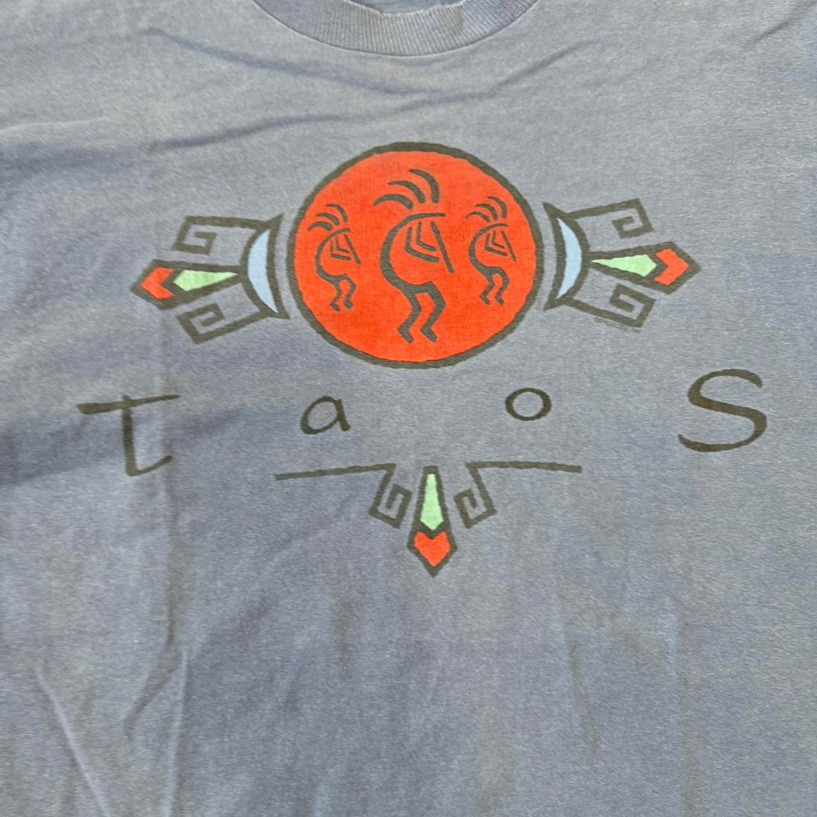 Fruit Of The Loom × Vintage Vintage 90s Blue Taos New Mexico Aztec T-shirt Size US M / EU 48-50 / 2 - 2 Thumbnail