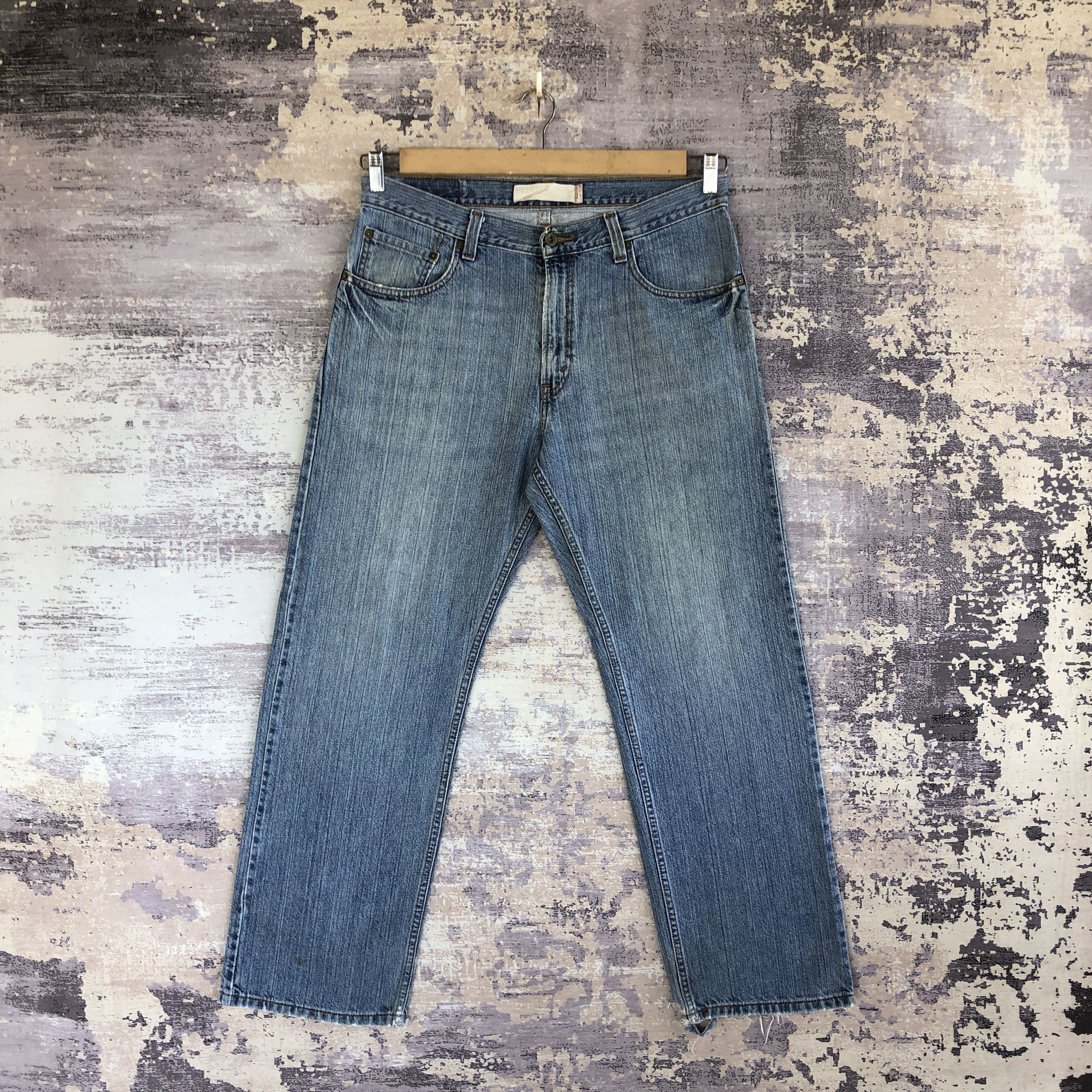 Levi's Vintage Levis 559 Baggy Jeans Levi's Light Wash Faded Denim Size US 34 / EU 50 - 1 Thumbnail