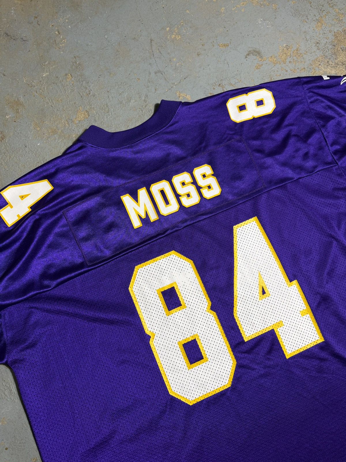 Puma Vintage Randy Moss Minnesota Vikings Jersey Size US XXL / EU 58 / 5 - 7 Thumbnail