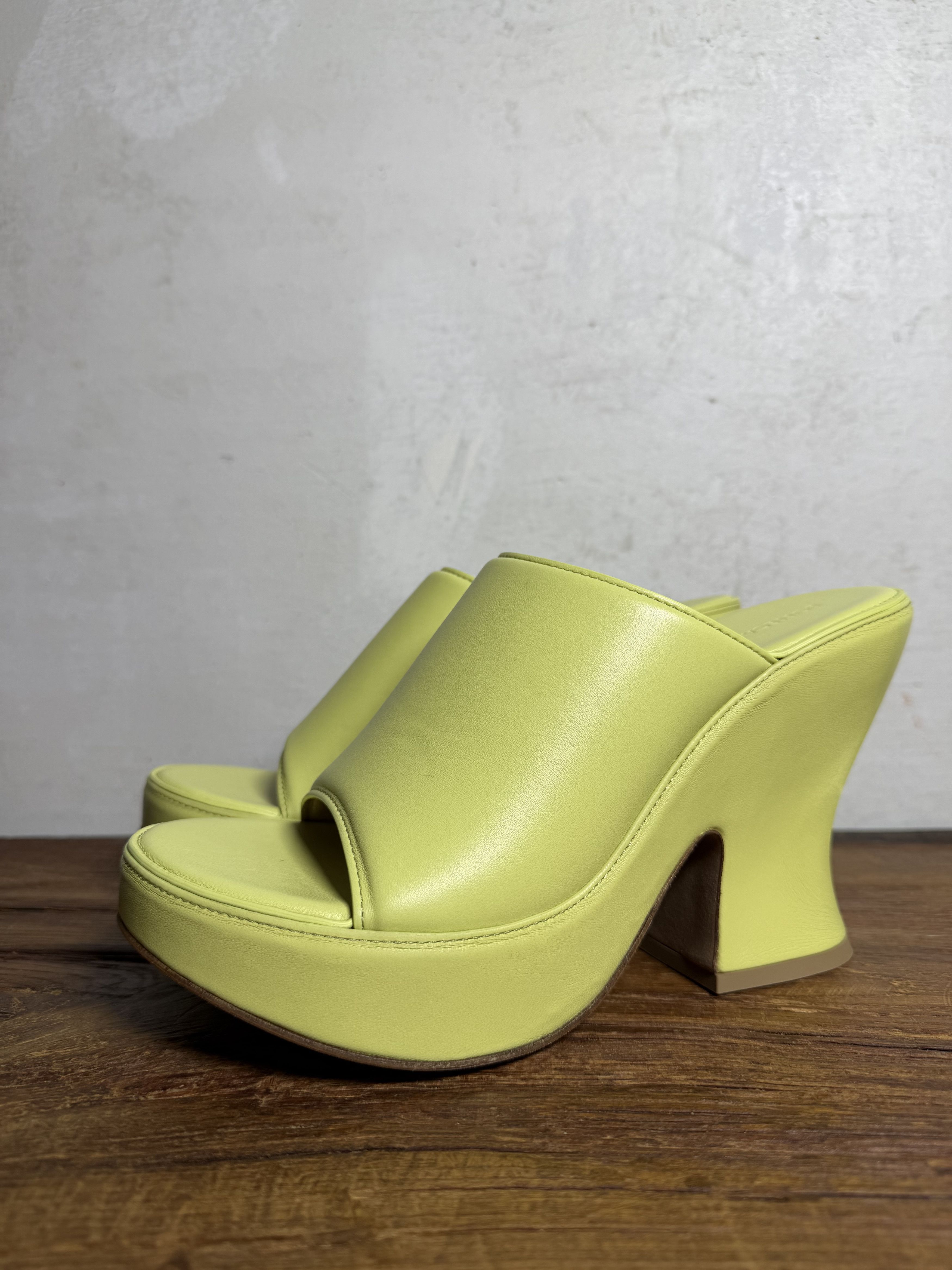 Bottega Veneta BOTTEGA VENETA Seagrass Green Leather Platform Mule Sandals Size US 9.5 / IT 39.5 - 3 Thumbnail
