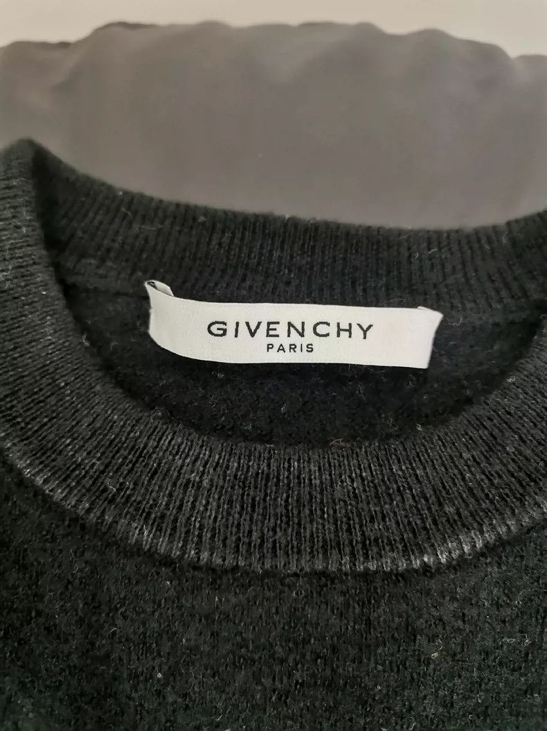 Givenchy Givenchy Sweater size M Size US M / EU 48-50 / 2 - 2 Thumbnail