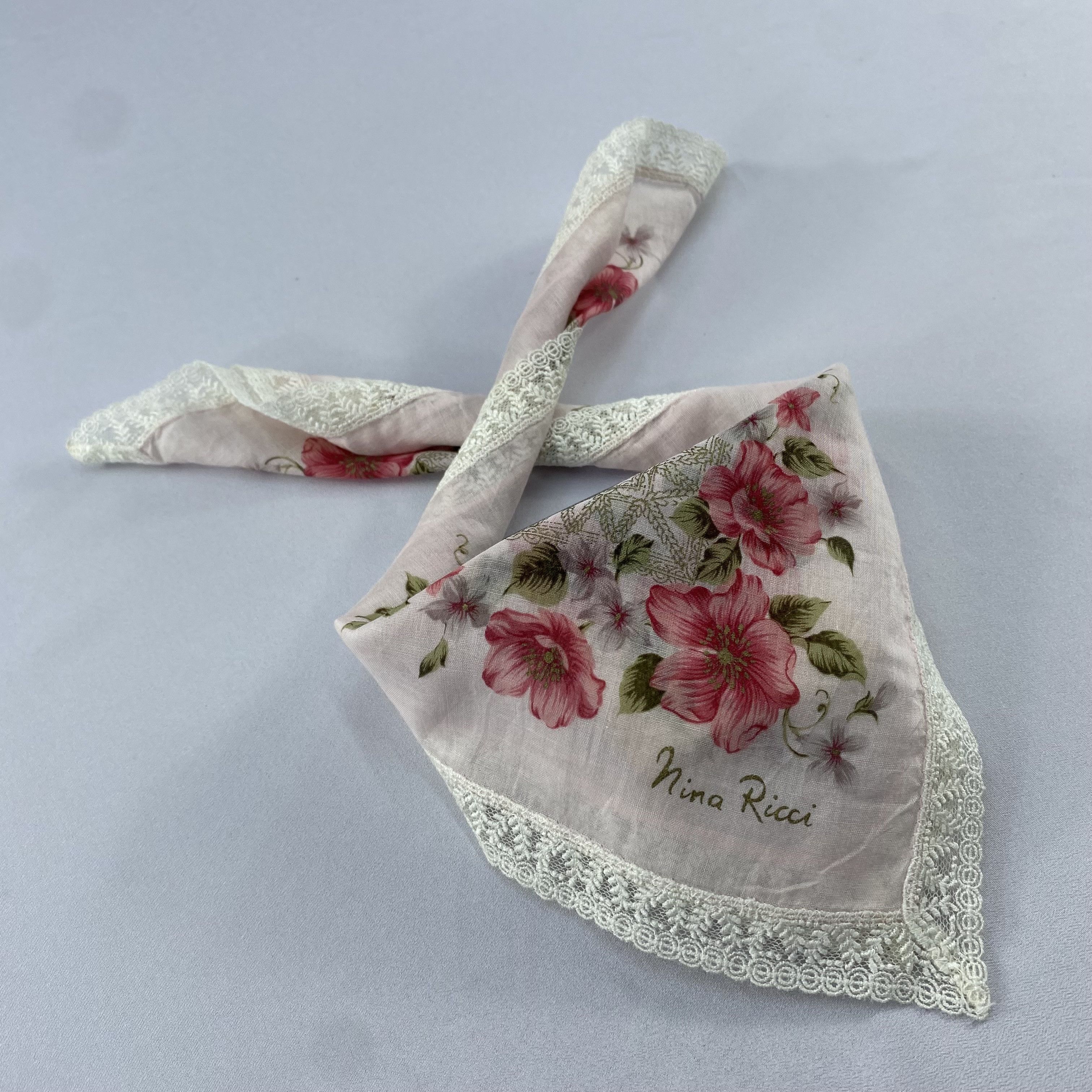 Nina Ricci Nina Ricci Handkerchief / Bandana / Neckerchief C909 Size ONE SIZE - 1 Thumbnail