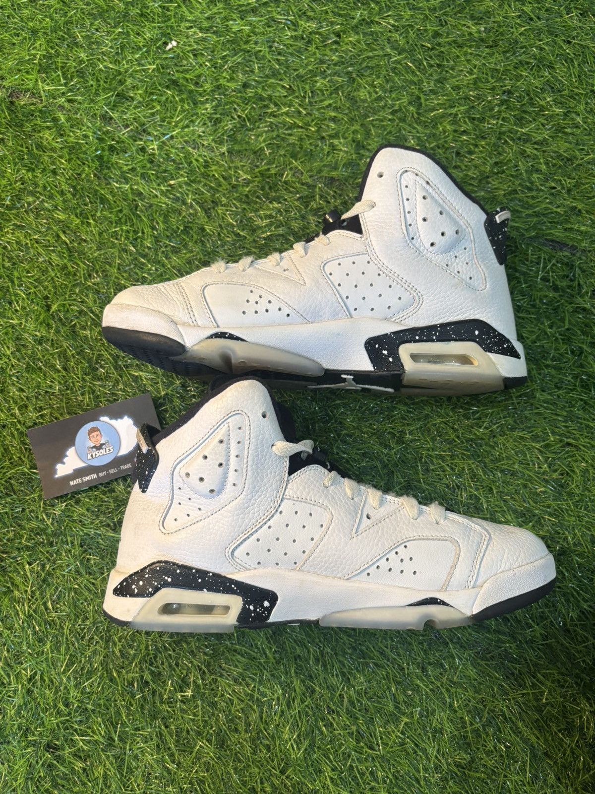 Jordan Brand Jordan 6 reverse Oreo Size US 6.5 / EU 39-40 - 2 Thumbnail