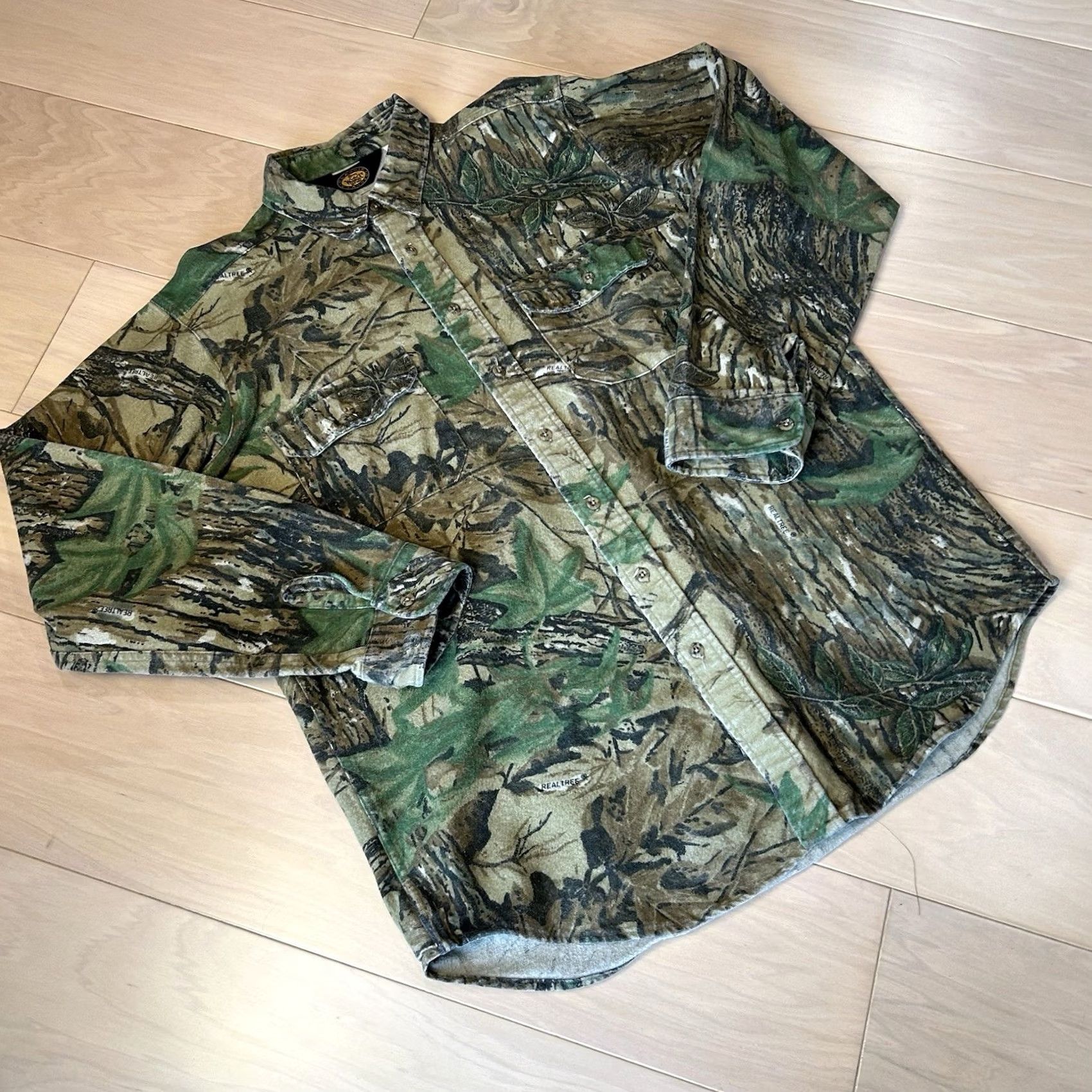 Vintage VINTAGE Woolrich Shirt USA Made Men's Large Tree Camo Button Up Casual Workwear Hunting Size US L / EU 52-54 / 3 - 2 Thumbnail
