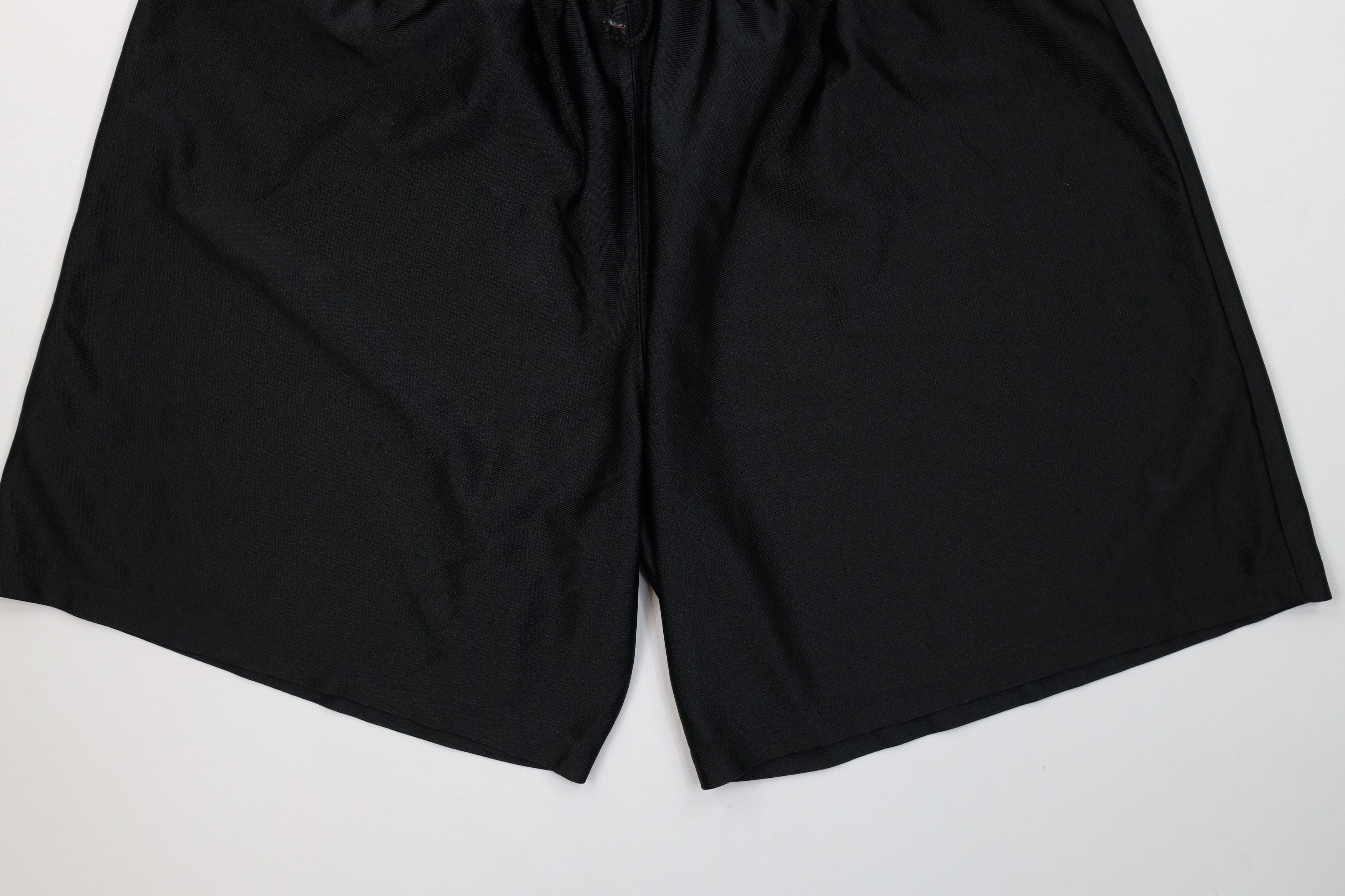 Vintage Vintage 90s Y2K Streetwear Above Knee Silky Shorts Black Size US 34 / EU 50 - 4 Thumbnail