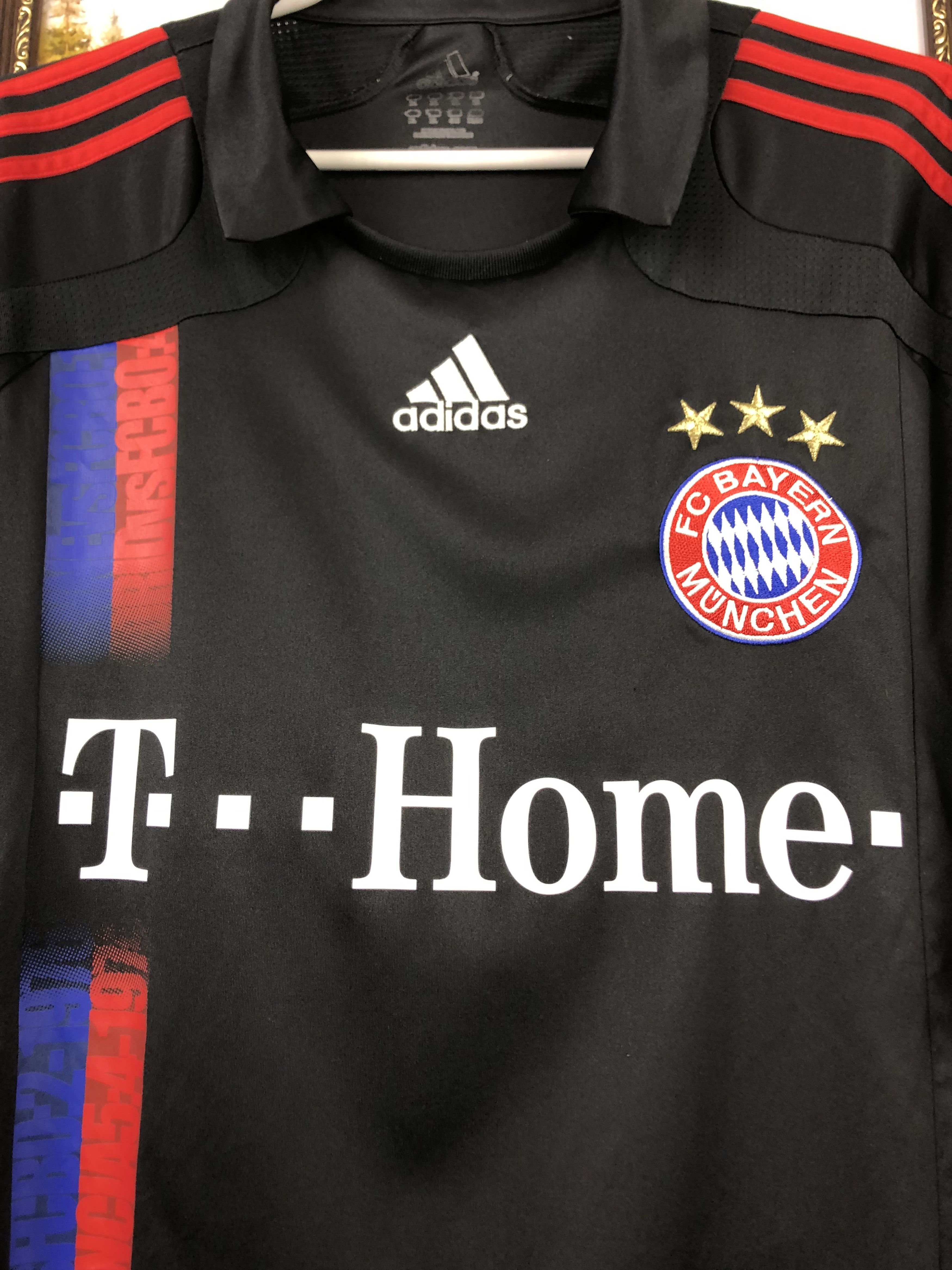 Adidas Bayern Munich Away football shirt 2007 Soccer Adidas Size US XL / EU 56 / 4 - 5 Thumbnail