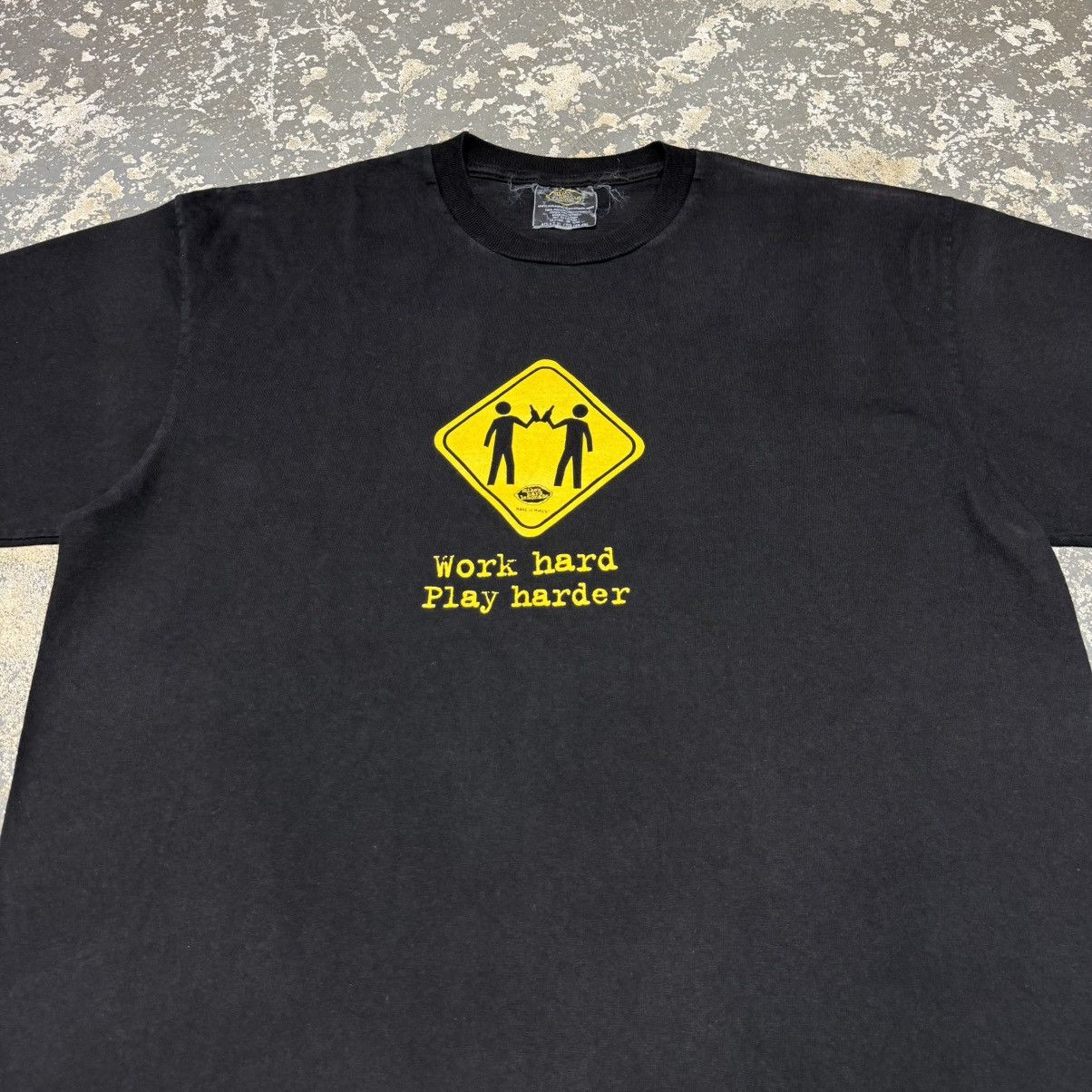 Vintage Vintage Work Hard Play Harder Mikes Hard Lemonade Beer 90s Size US XL / EU 56 / 4 - 12 Thumbnail