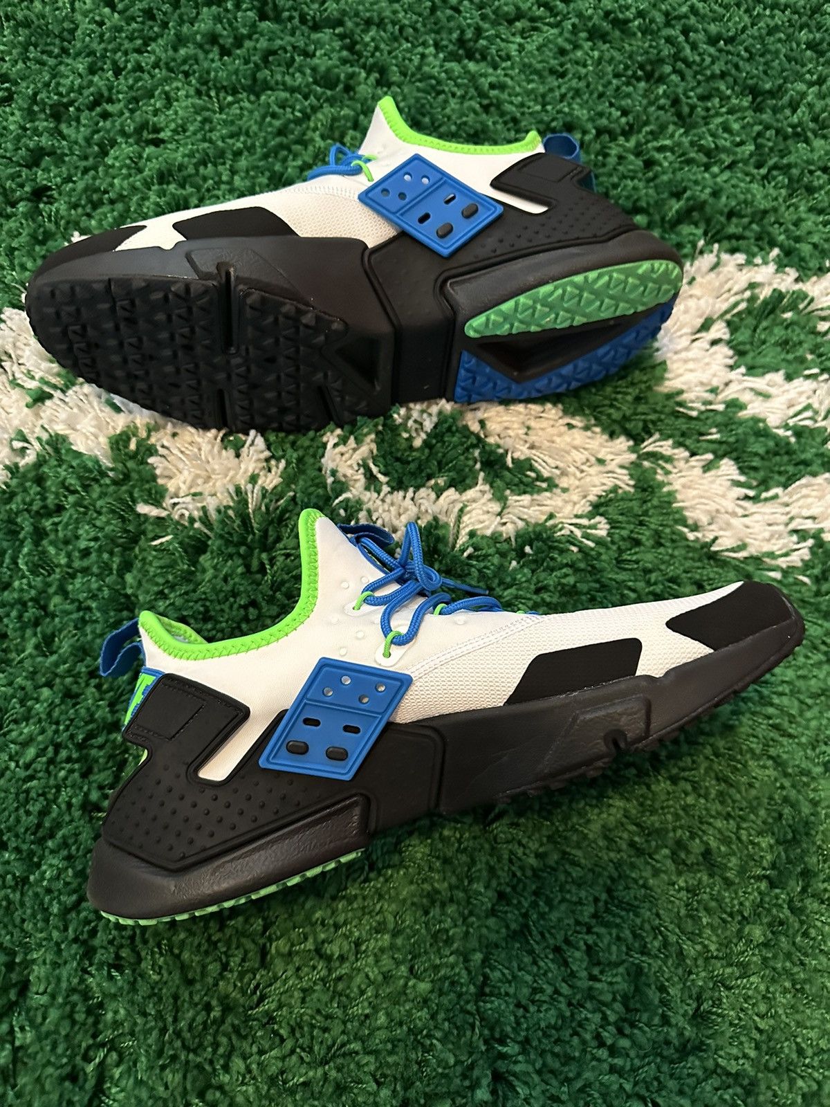 Nike Nike Air Huarache Drift Sneakers 11 Size US 11 / EU 44 - 3 Thumbnail