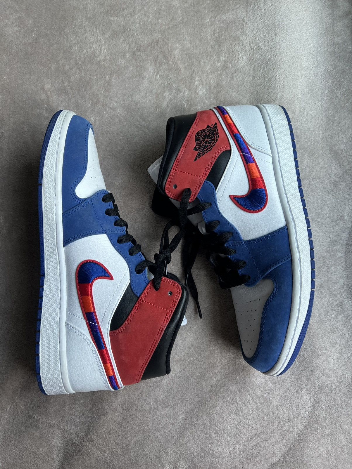 Jordan Brand × Nike Jordan 1 Mid Multi-Color Swoosh Size US 10 / EU 43 - 3 Thumbnail