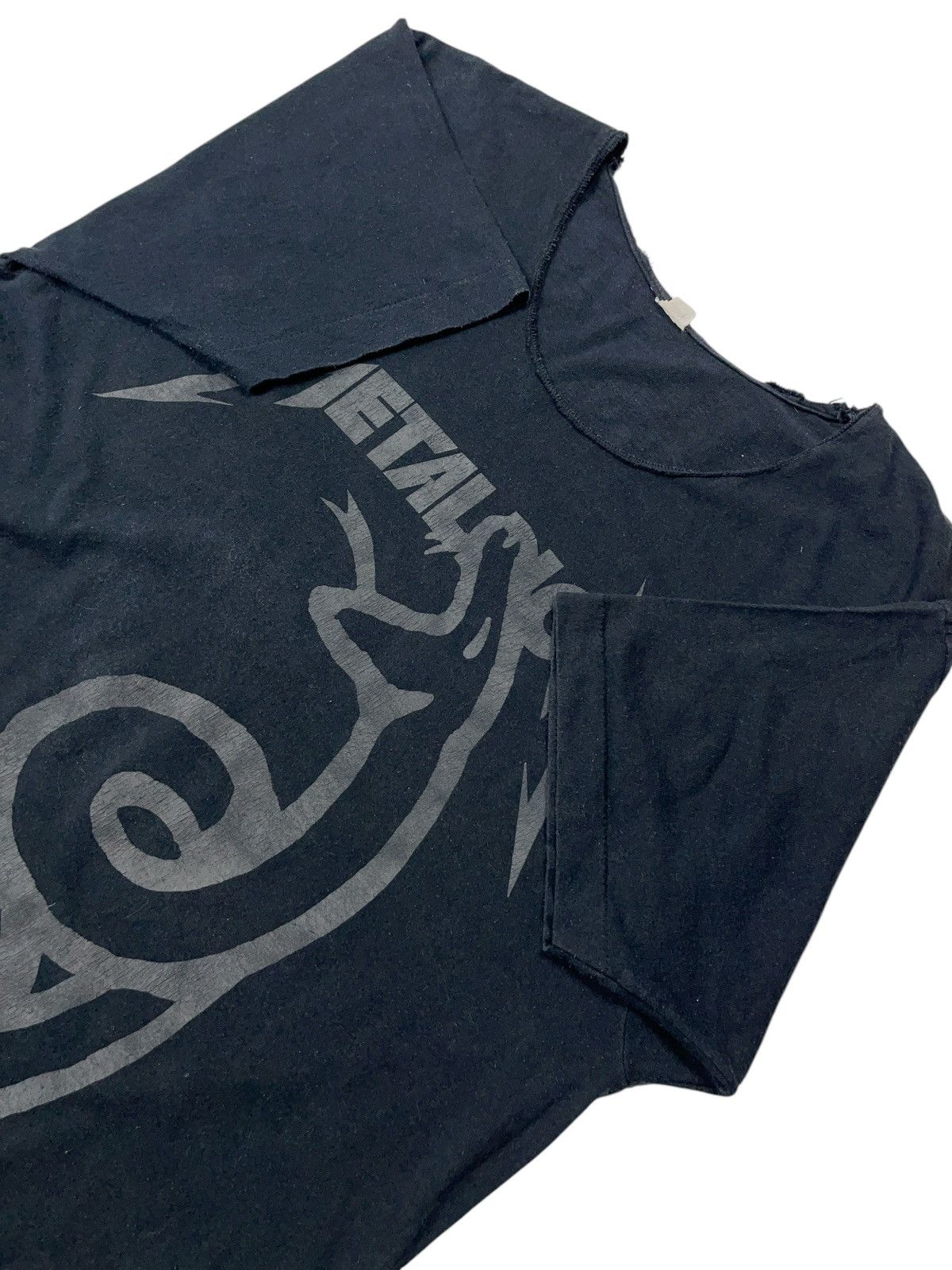 Band Tees × Metallica × Vintage Vintage 90s Metallica Sad But True The Black Album T-Shirt Size US XL / EU 56 / 4 - 4 Thumbnail