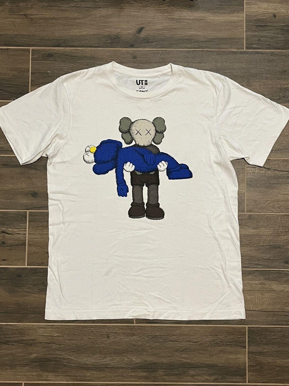 Kaws × Uniqlo Kaws Uniqlo T-Shirt Big Logo Size US M / EU 48-50 / 2 - 1 Thumbnail