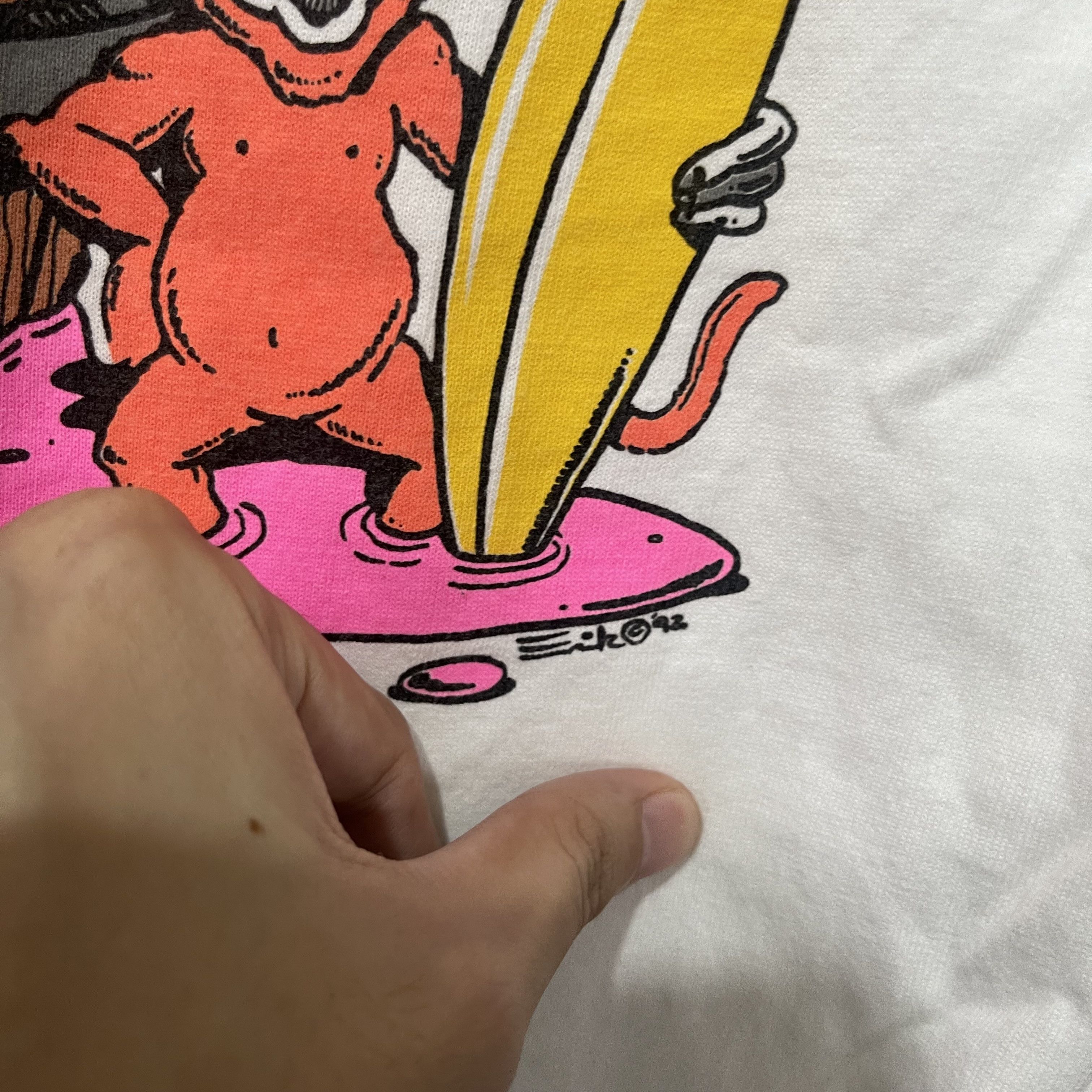 Vintage Vintage 90s Bubble Gum Surf Wax T-Shirt Size US M / EU 48-50 / 2 - 3 Thumbnail