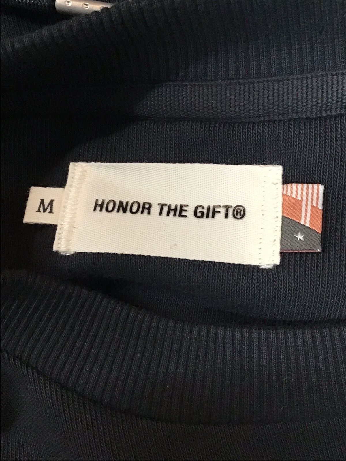 Honor the Gift HONOR THE GIFT D-HOLIDAY 1988 DRIVE IN CREWNECK BLACK Size US M / EU 48-50 / 2 - 6 Thumbnail