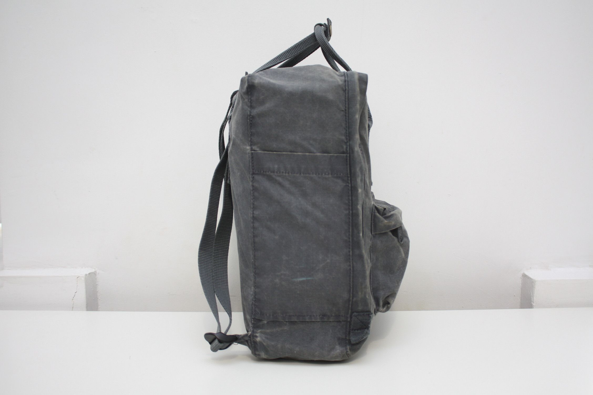 Fjallraven Fjallraven Kanken Classic Backpack Grey Size ONE SIZE - 2 Thumbnail