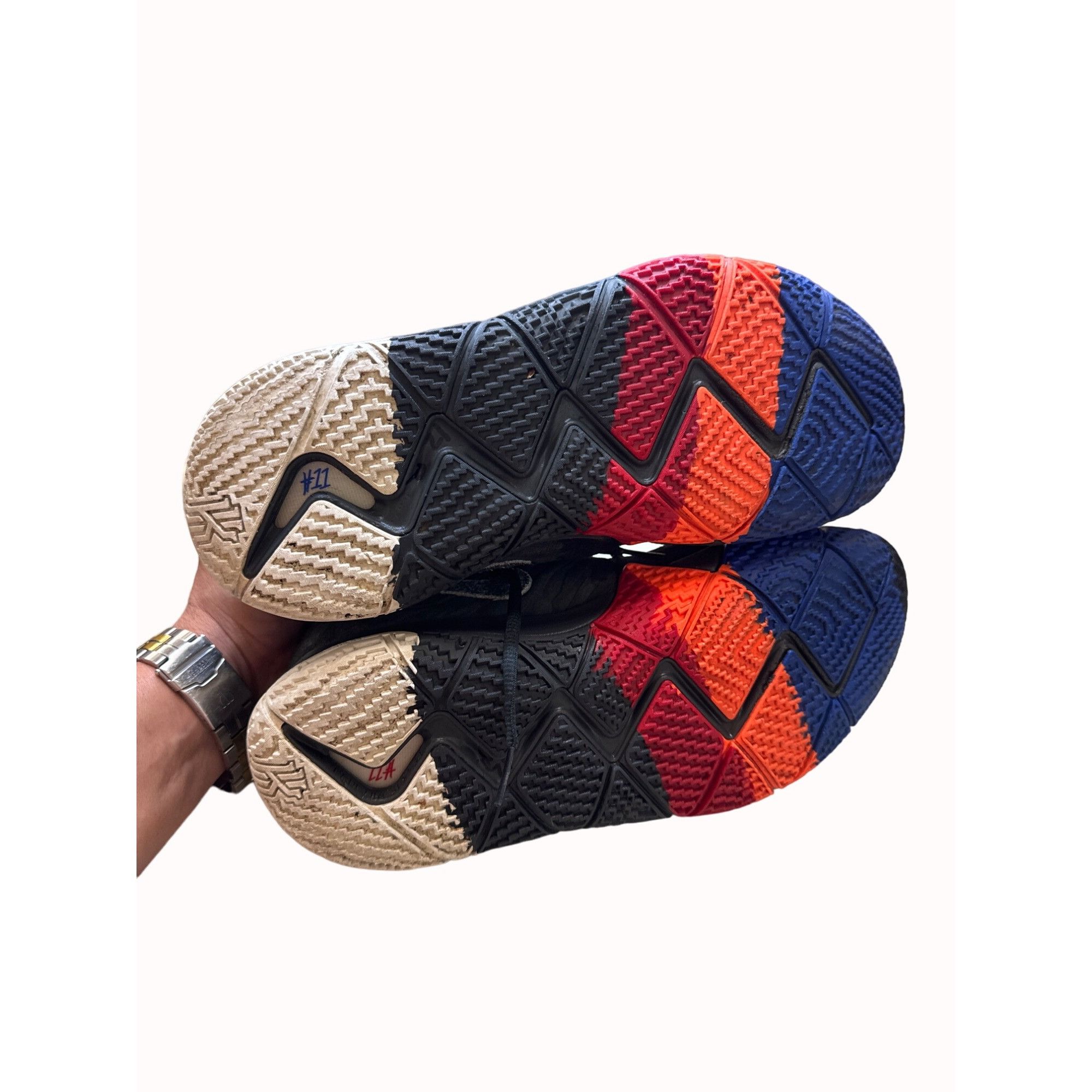 Nike Nike Kyrie Irving Year of The Monkey 2017 men’s black basket Size US 10 / EU 43 - 15 Thumbnail