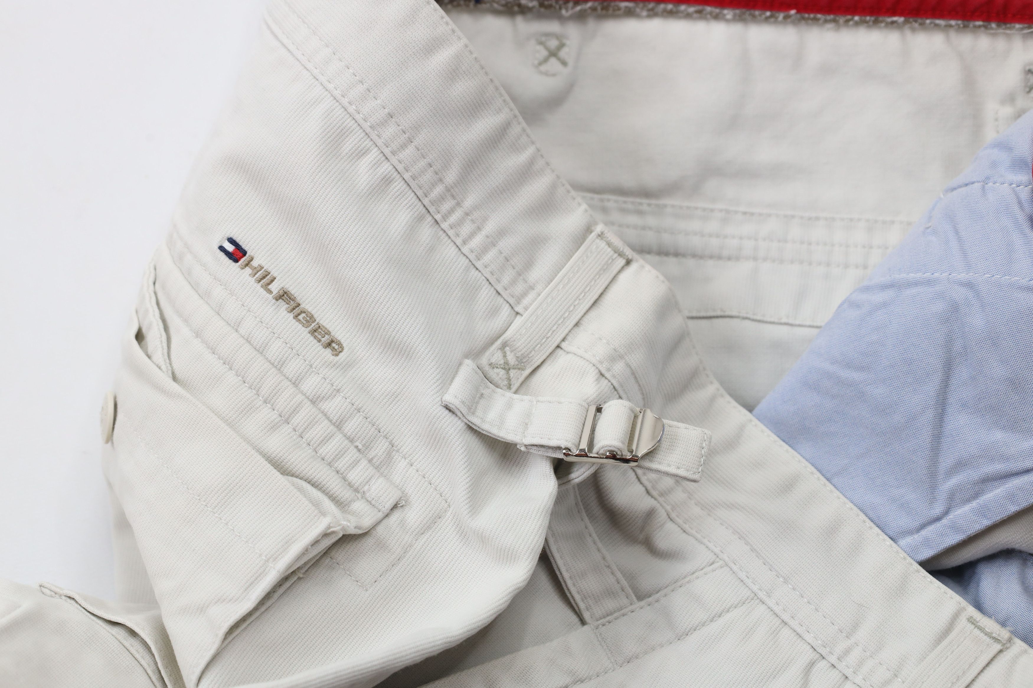 Tommy Hilfiger × Vintage Vintage 90s Tommy Hilfiger Ribbed Side Buckle Cargo Shorts Size US 34 / EU 50 - 10 Thumbnail