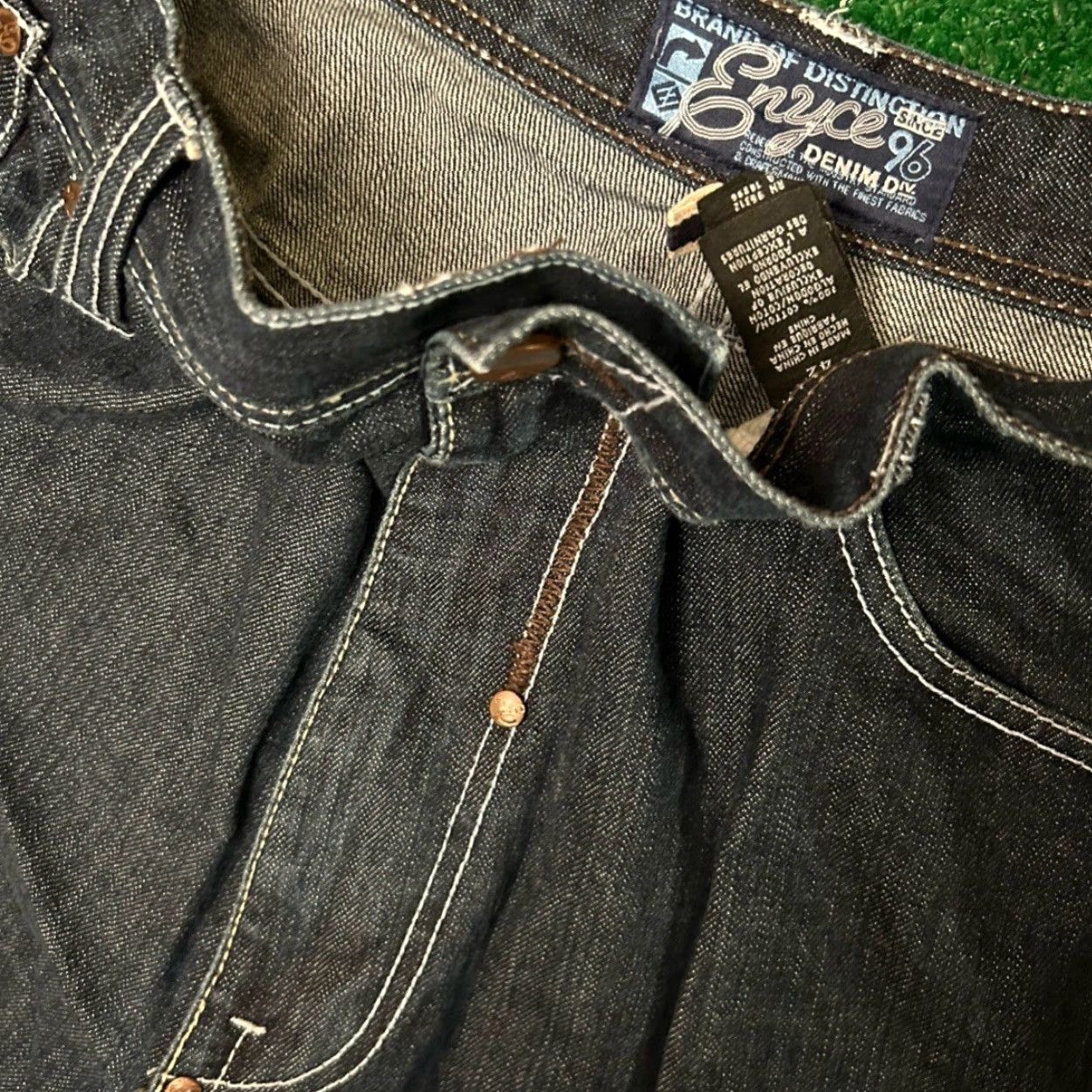 Enyce VINTAGE Enyce Baggy Jeans Mens 42 Dark Wash Skater Grunge Hip Hop Y2K Wide-Leg 33 Inseam Mens Size US 42 / EU 58 - 4 Thumbnail