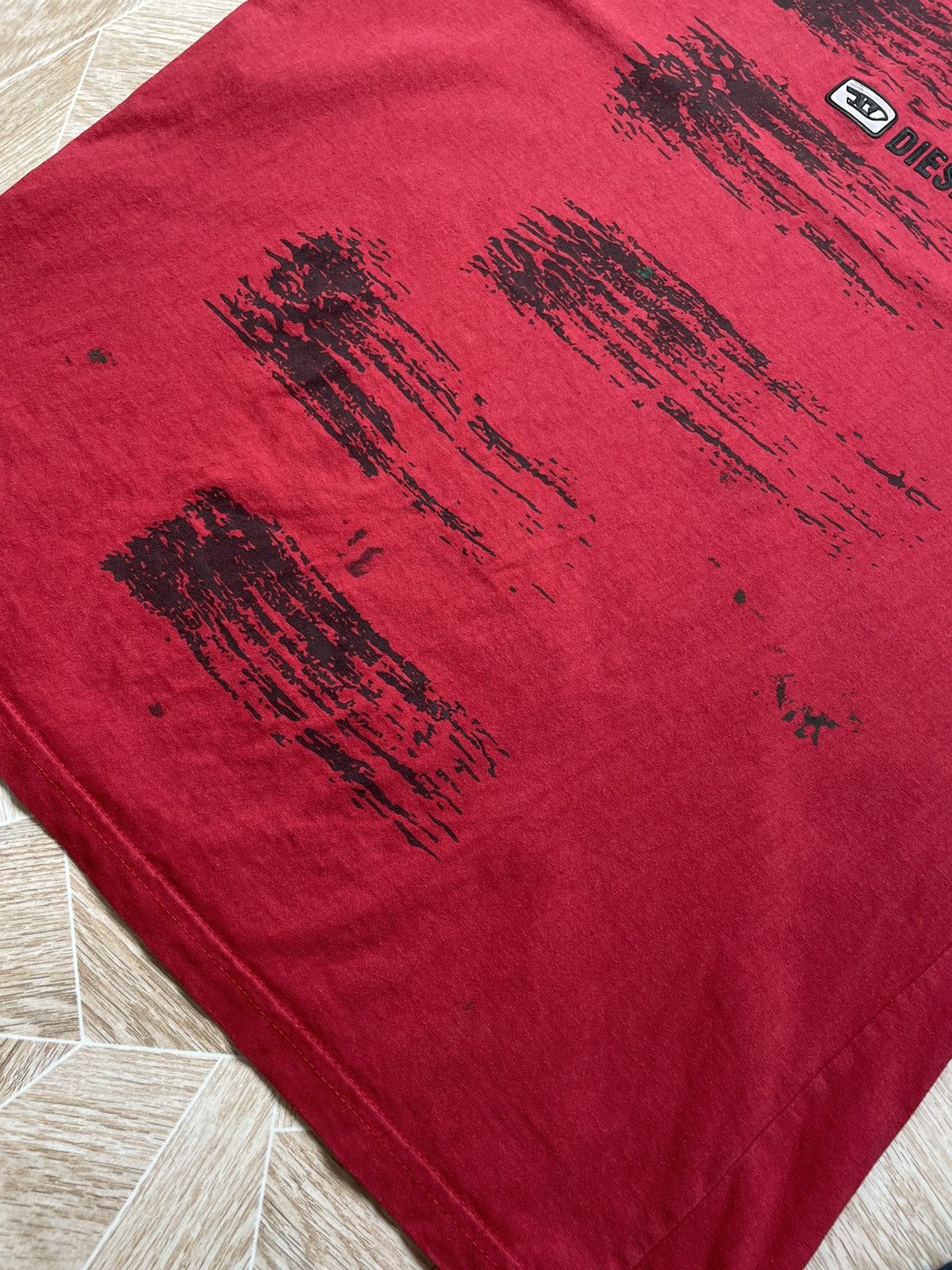 Diesel × Vintage Vintage Diesel Avantgarde Y2K Overprint Middle Logo Tee XL Size US XL / EU 56 / 4 - 5 Thumbnail