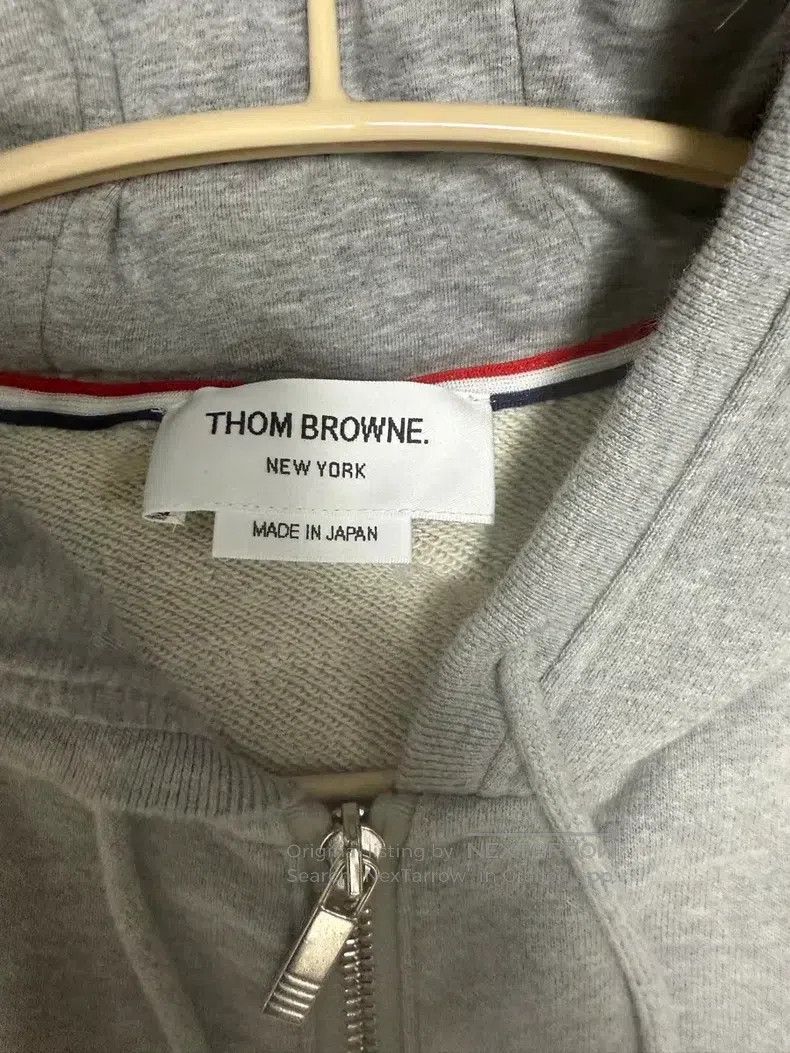 Thom Browne Thom Browne Twill sleeve patch hooded zip-up sweatshirt Size US XL / EU 56 / 4 - 4 Thumbnail