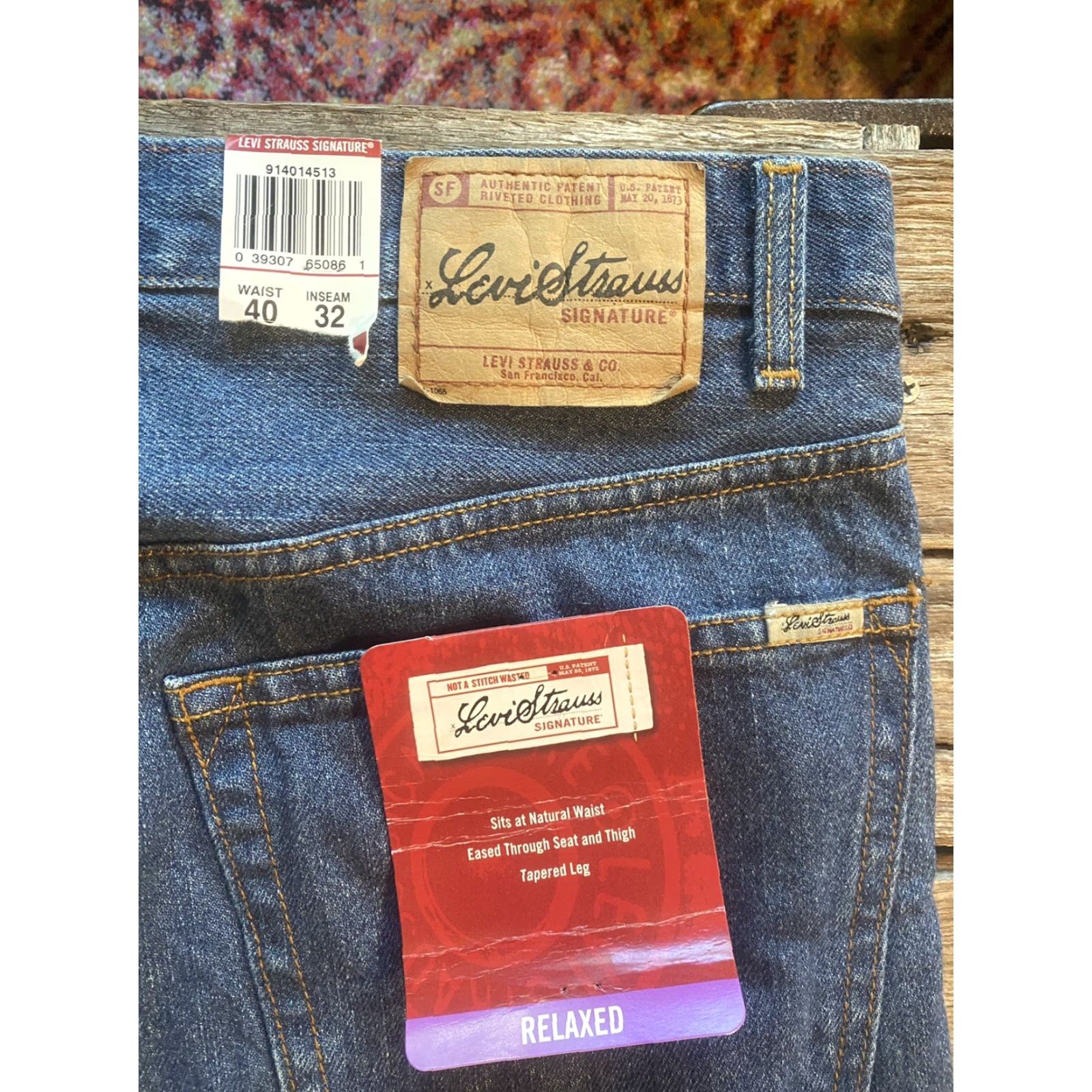 Levi's VINTAGE Levi's Jeans Signature Relaxed 34W x 32L Blue 100% Cotton Mens NWT NOS Size US 40 / EU 56 - 6 Thumbnail