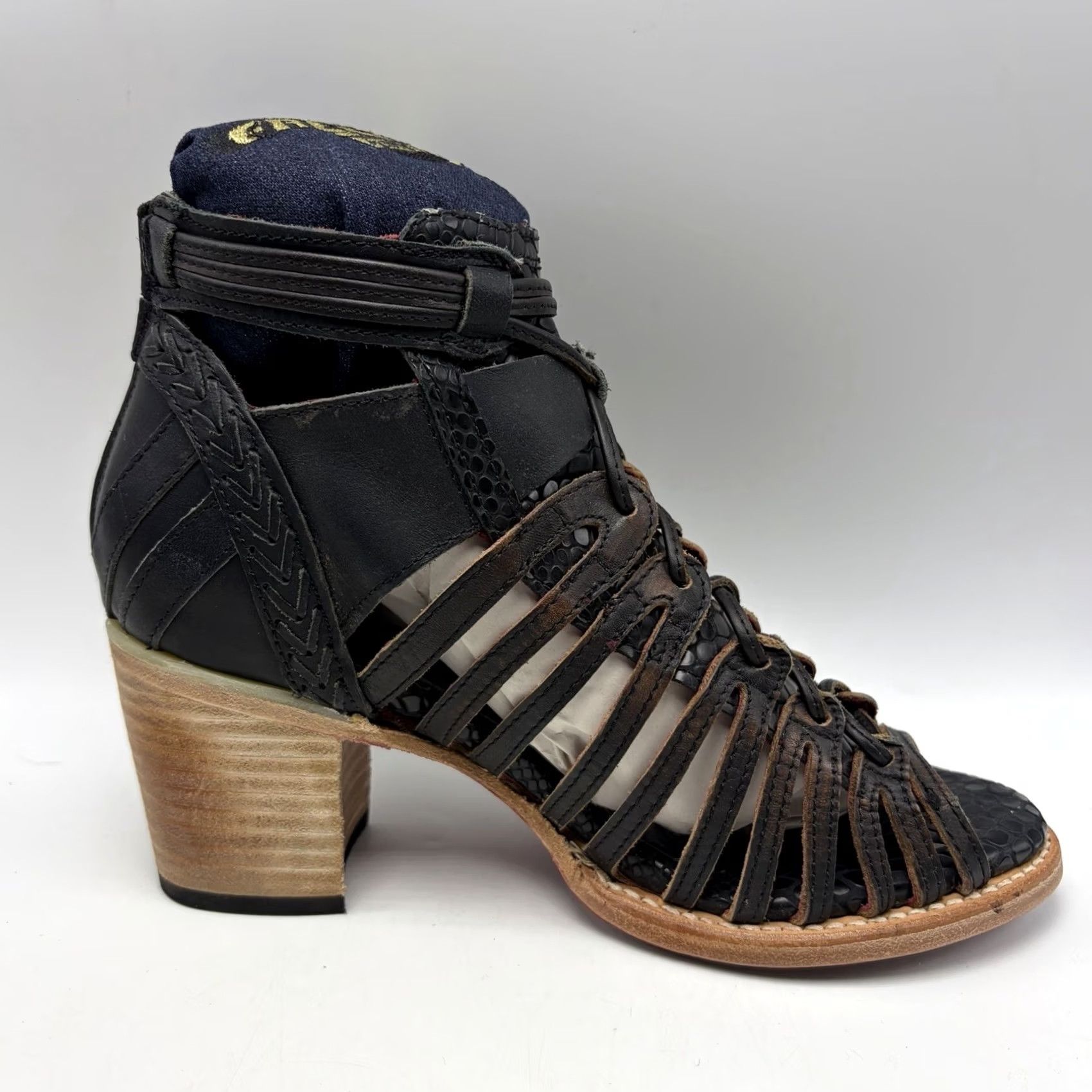 FREEBIRD Freebird by Steven Sandal Womens 9 Wazee Black Peep Toe Gladiator Boho Casual Size US 9 / IT 39 - 2 Thumbnail