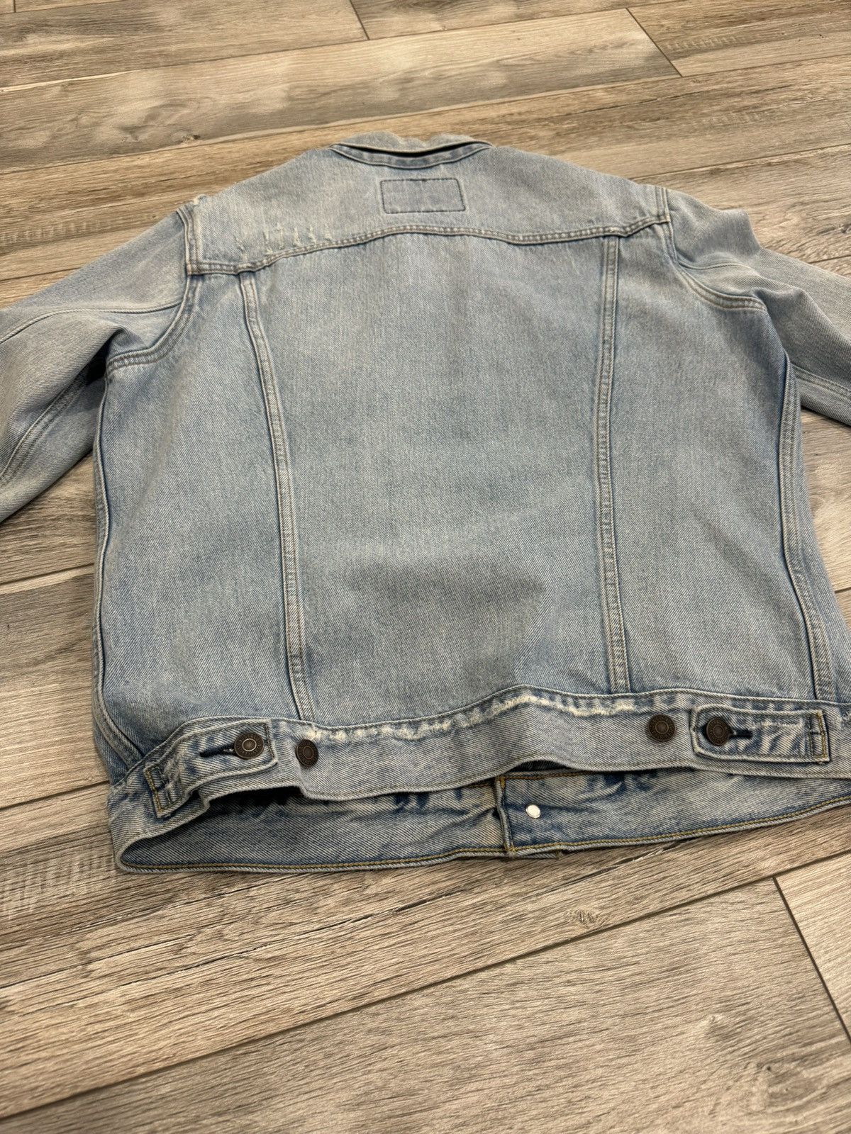 Levi's Distressed Levi’s Denim Jacket Size US L / EU 52-54 / 3 - 7 Thumbnail