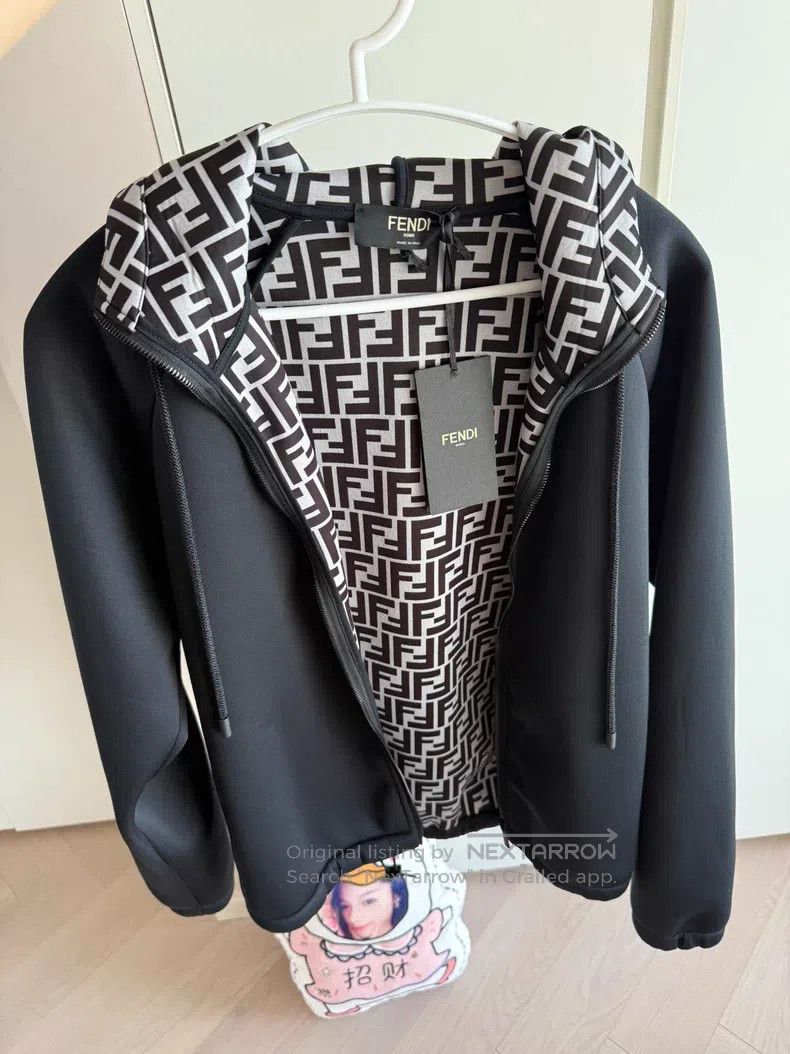 Fendi Fendi Full Logo Lining Jacket Size US XS / EU 42 / 0 - 1 Thumbnail