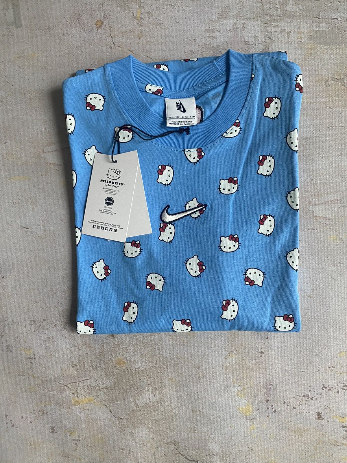 Nike Nike x Hello Kitty Blue T-shirt Size US S / EU 44-46 / 1 - 1 Thumbnail