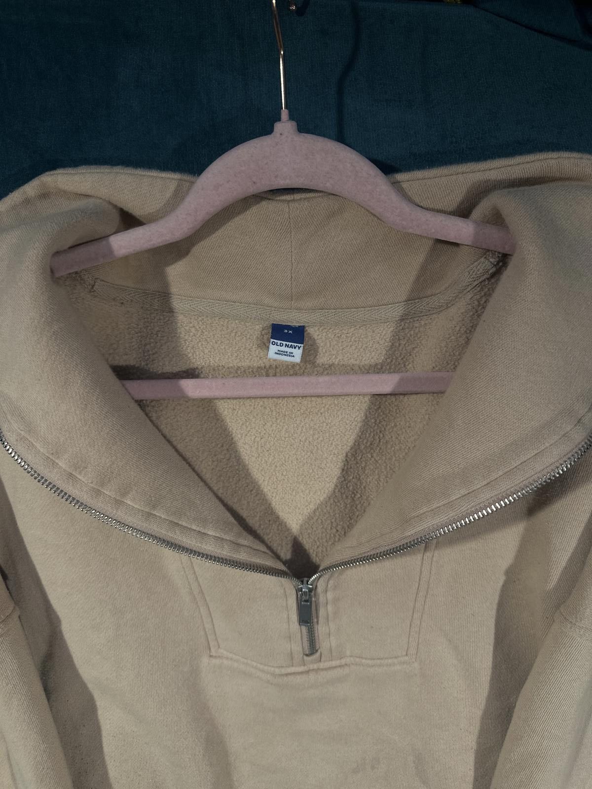 Old Navy Old Navy Women's 3X 5-panel sweater Size 3XL / US 20-22 - 3 Thumbnail