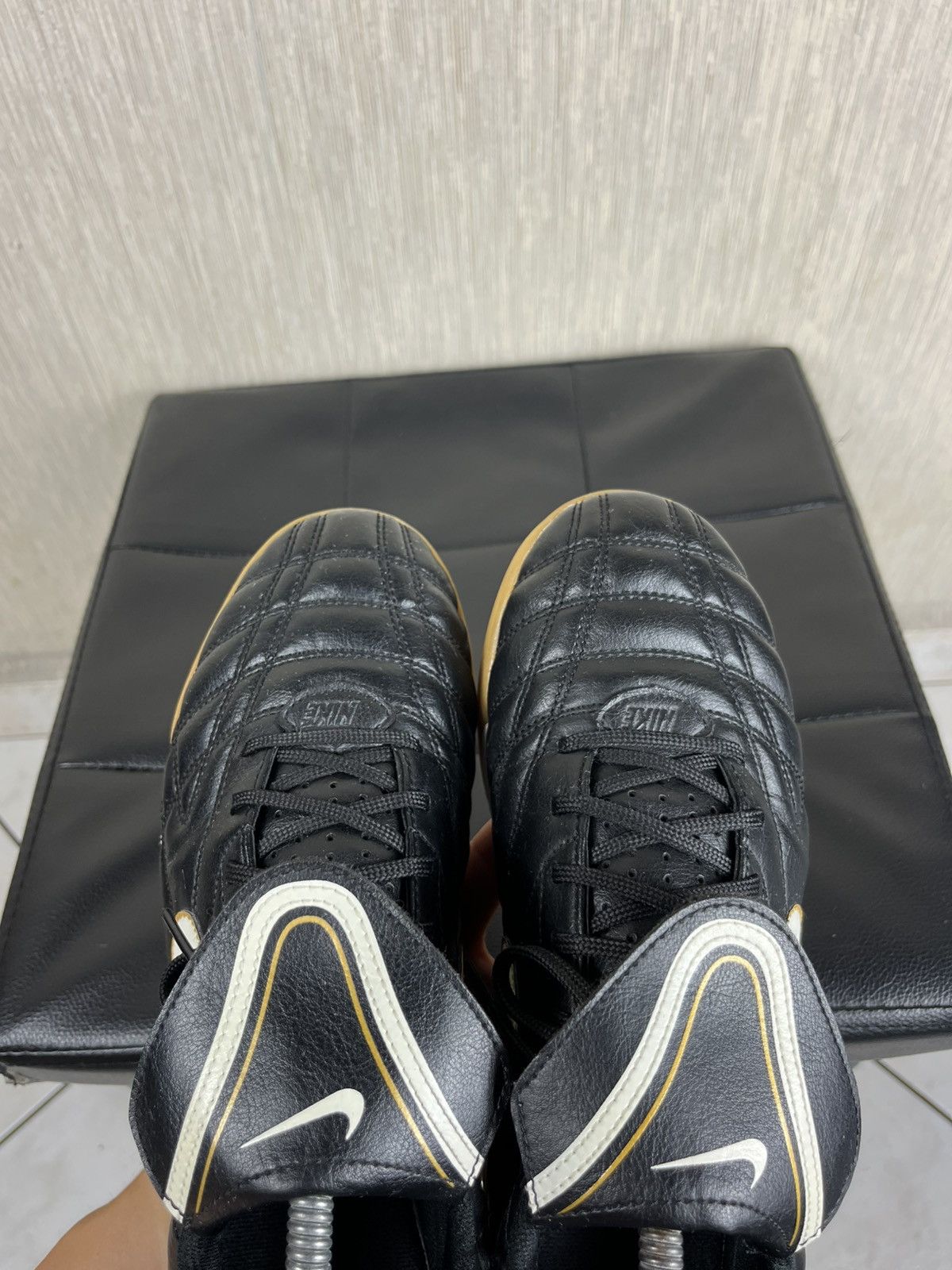 Nike × Vintage Vintage Nike Tiempo y2k soccer shoes Ronaldinho bloke core Size US 9.5 / EU 42-43 - 11 Thumbnail