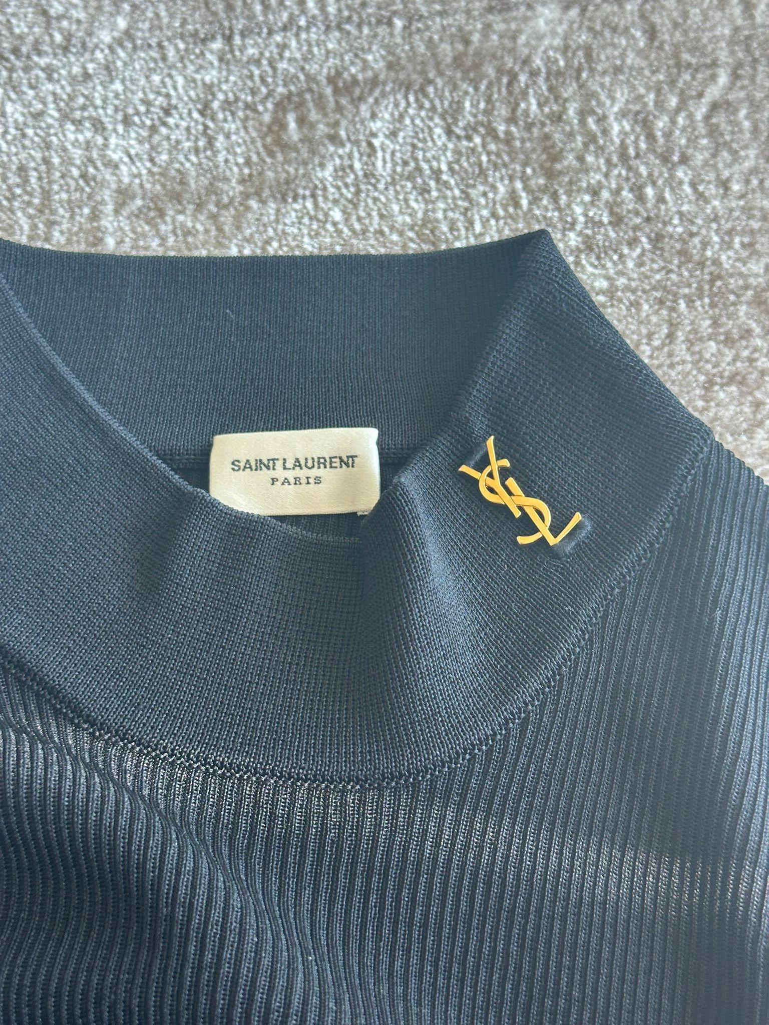 Yves Saint Laurent (RRP $1300) YSL 100% Silk Cassandra Logo Top Size US S / EU 44-46 / 1 - 3 Thumbnail