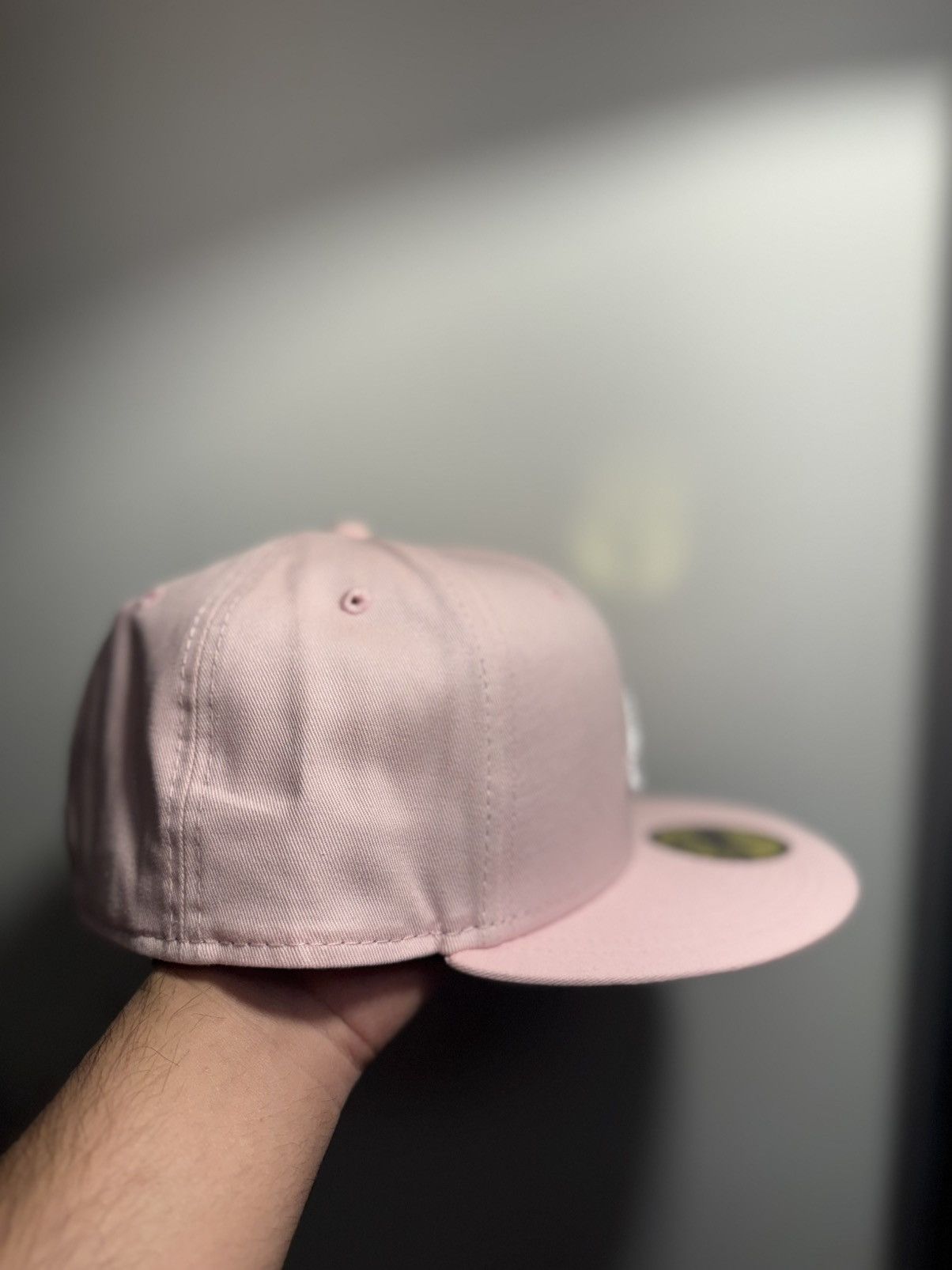 Hat Club × Lids × MLB Atlanta Braves MLB Light Pink Fitted Size ONE SIZE - 5 Thumbnail