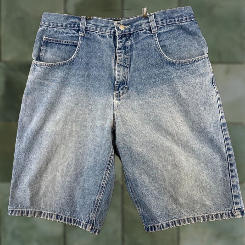Southpole Southpole Denim Shorts Men 90s Relaxed Fit 38 Blue Casual 5-Pocket Cotton Denim Shorts Size US 38 / EU 54 - 1 Thumbnail