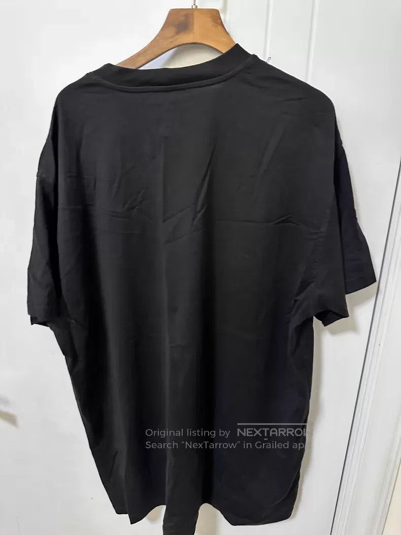 Givenchy Givenchy Shark short-sleeved Size US M / EU 48-50 / 2 - 2 Thumbnail