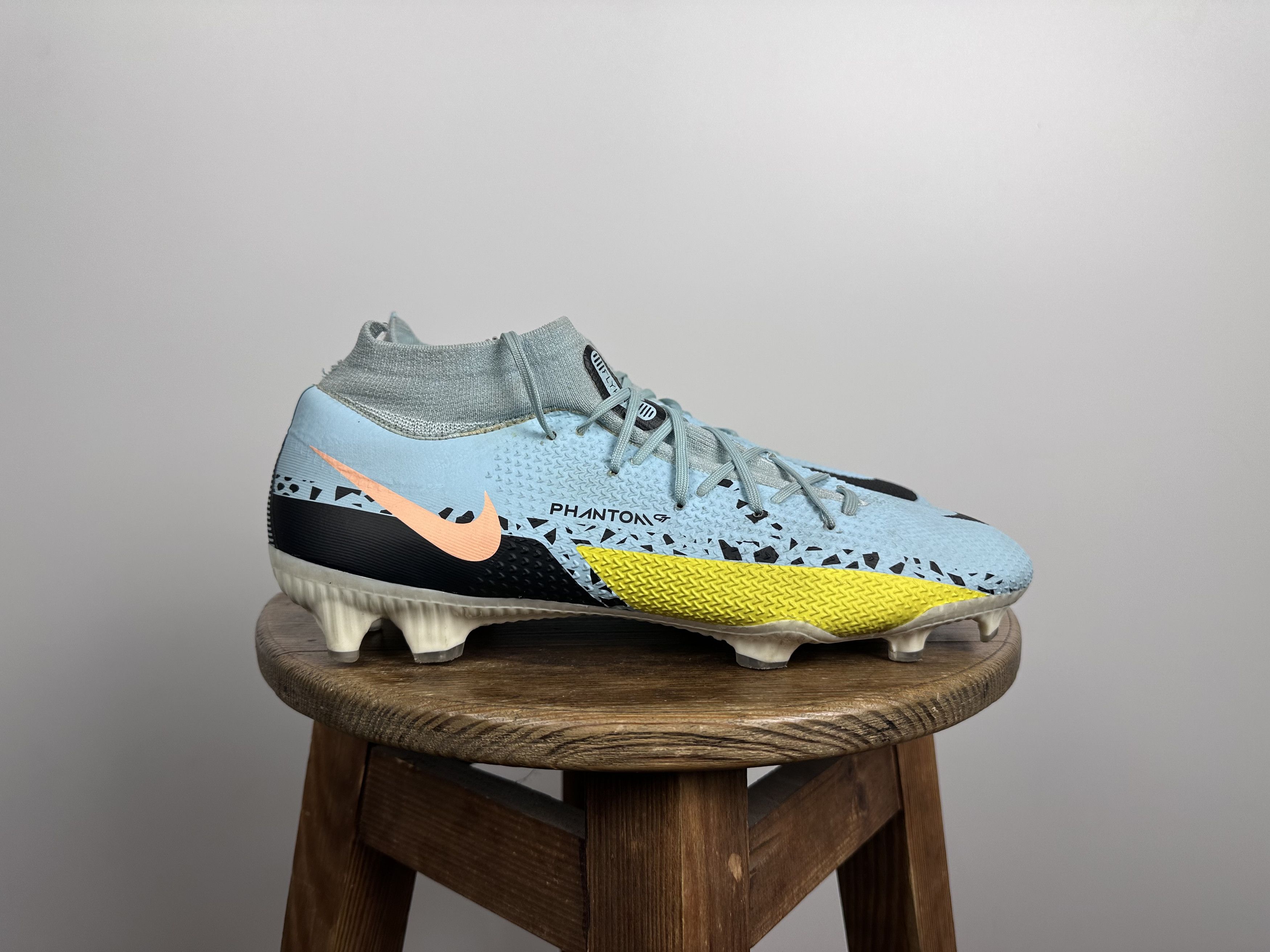 Nike Nike Phantom GT2 Pro DF FG Glacier Soccer Shoes US 11 Size US 11 / EU 44 - 4 Thumbnail