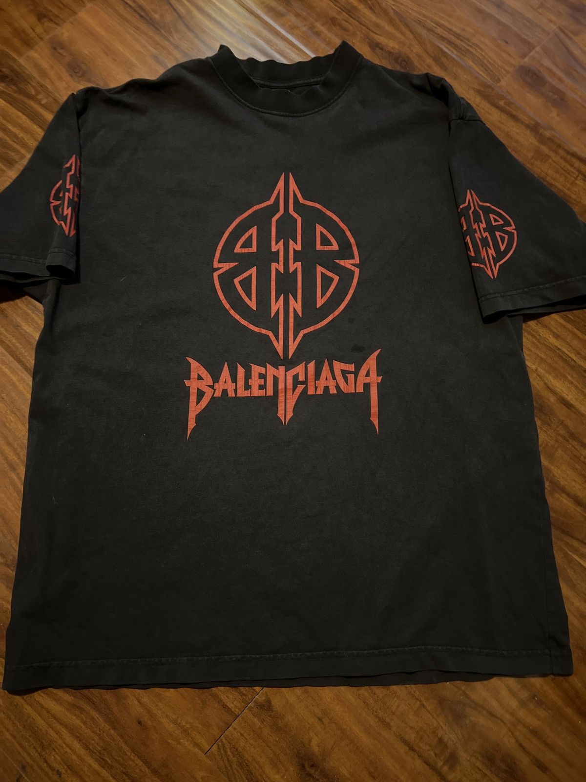 Balenciaga Balenciaga BB Metal Tee Size US M / EU 48-50 / 2 - 3 Thumbnail