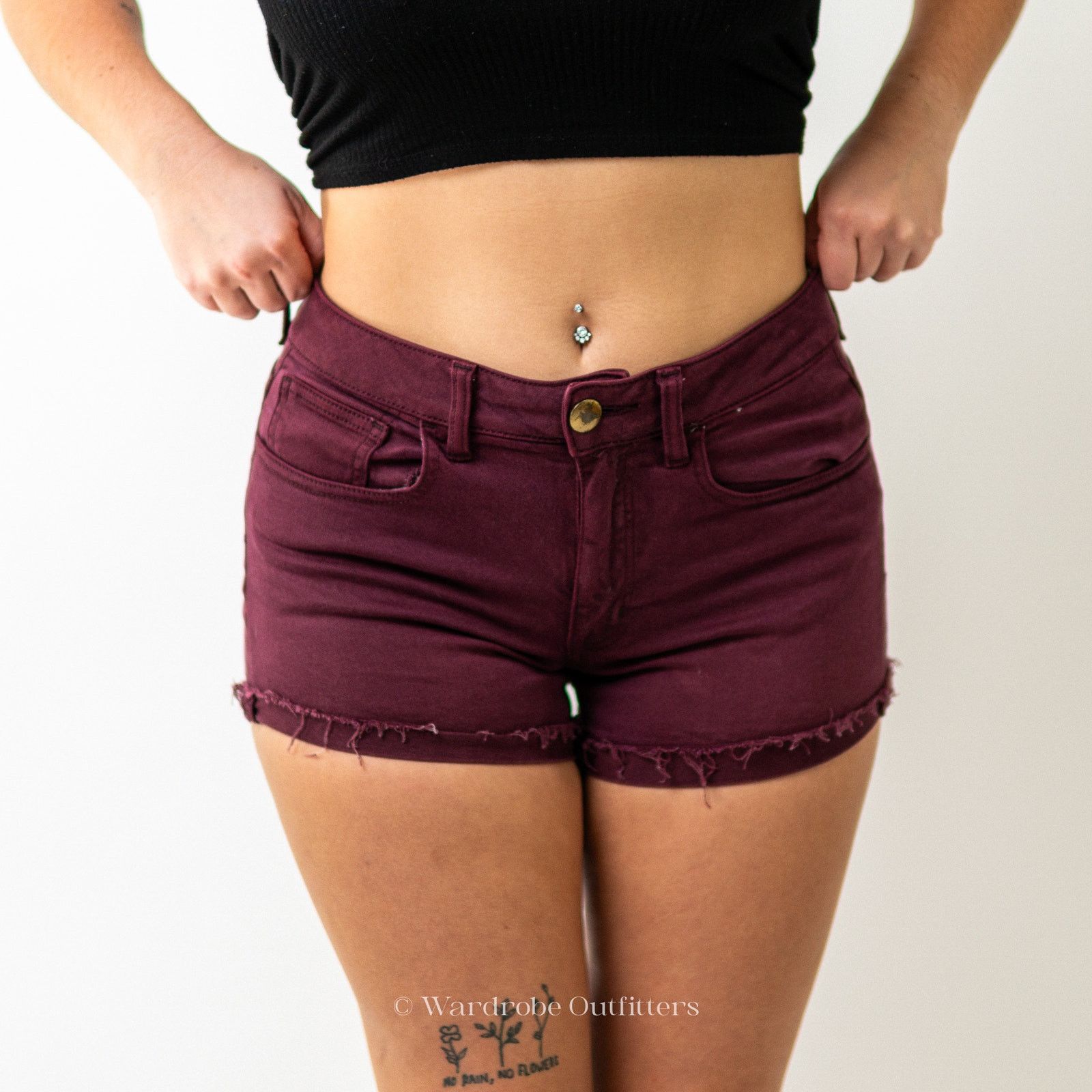 American Eagle Outfitters AEO Plum Denim Super Stretch High Rise Shortie Shorts Size 28" / US 6 / IT 42 - 1 Thumbnail
