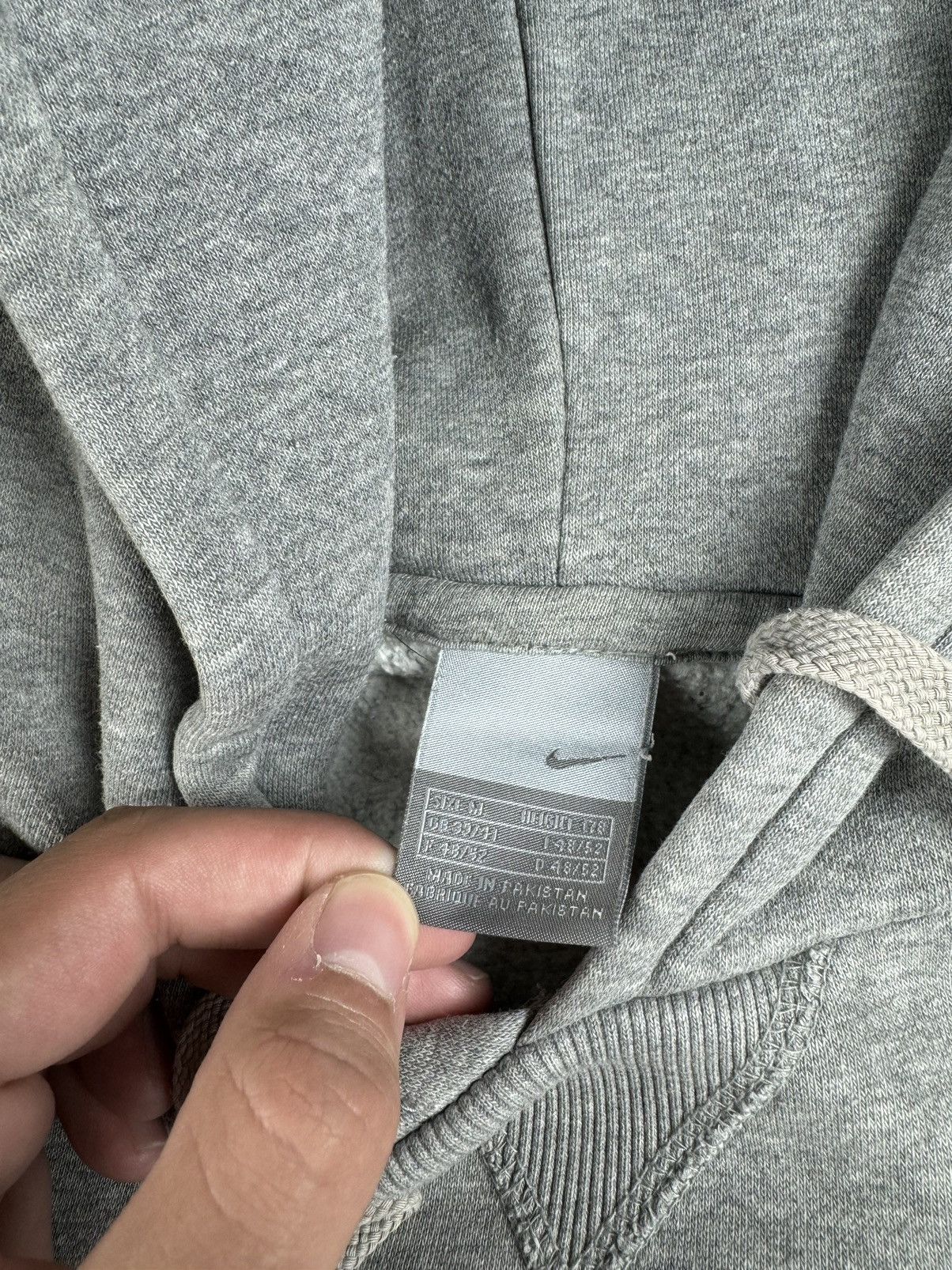 Nike Nike Grey 90S-00S Basic Mini Swoosh Logo Vintage Y2K Hoodie Size US M / EU 48-50 / 2 - 9 Thumbnail