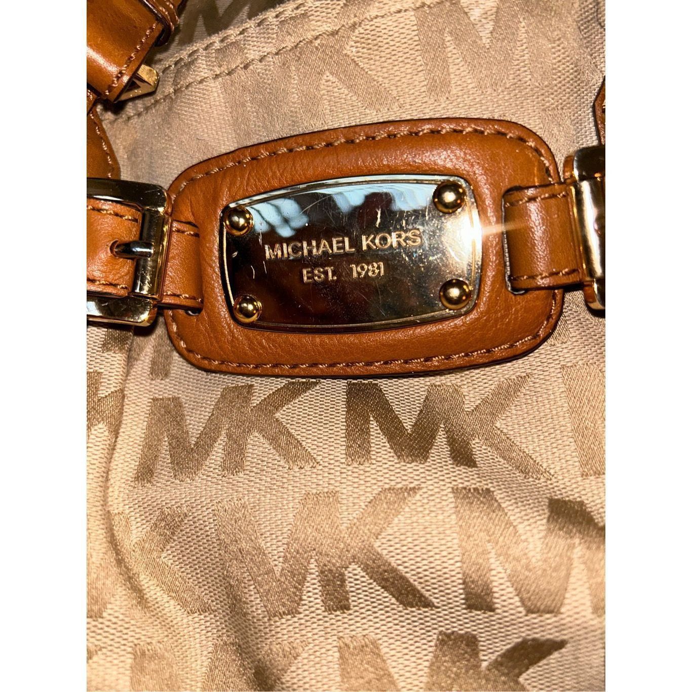 Michael Kors Michael Kors Large MK Tan Purse Shoulder Bag Size ONE SIZE - 5 Thumbnail