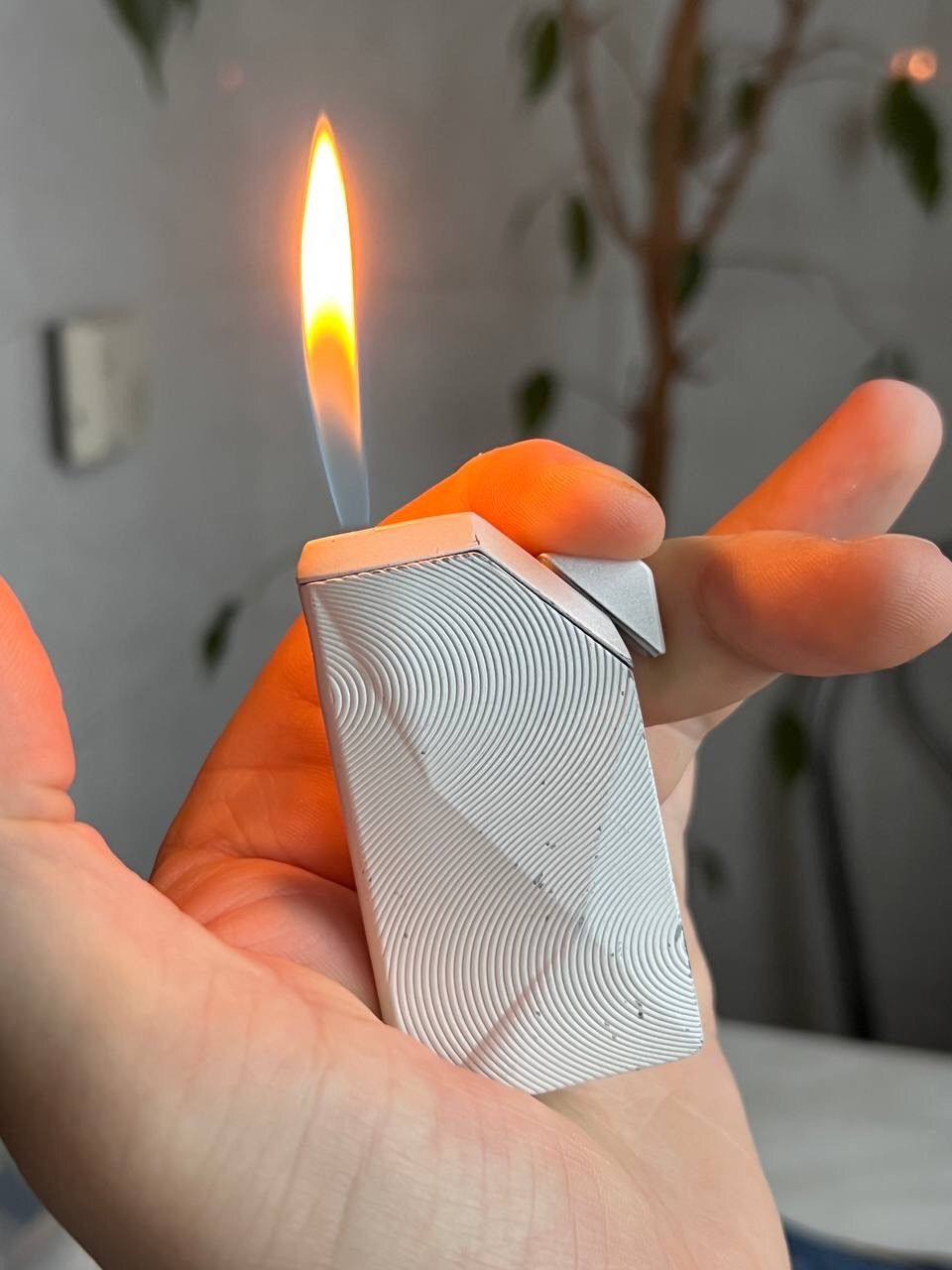 Marlboro × Vintage Y2K ELEGANCE MARLBORO FUTURISTIC METAL PUNK ROCK LIGHTER Size ONE SIZE - 6 Thumbnail