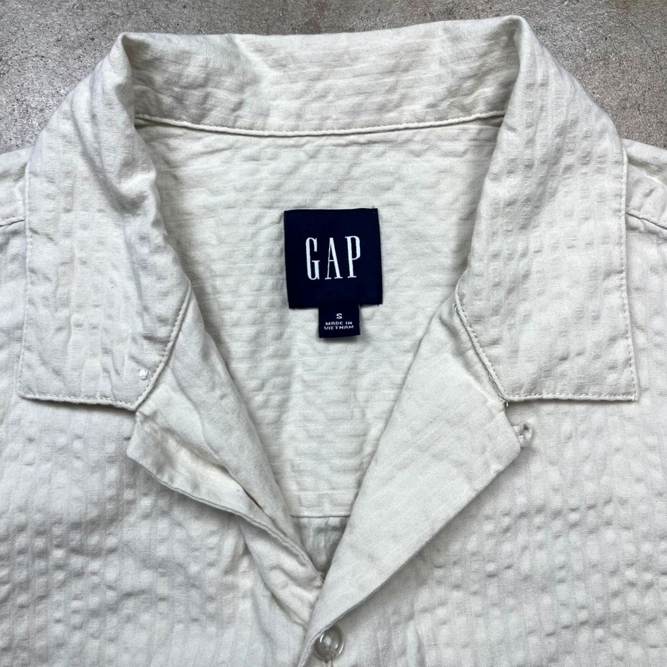 Gap Gap Shirt Mens S Camp Collar Seersucker Button cream Size US S / EU 44-46 / 1 - 2 Thumbnail