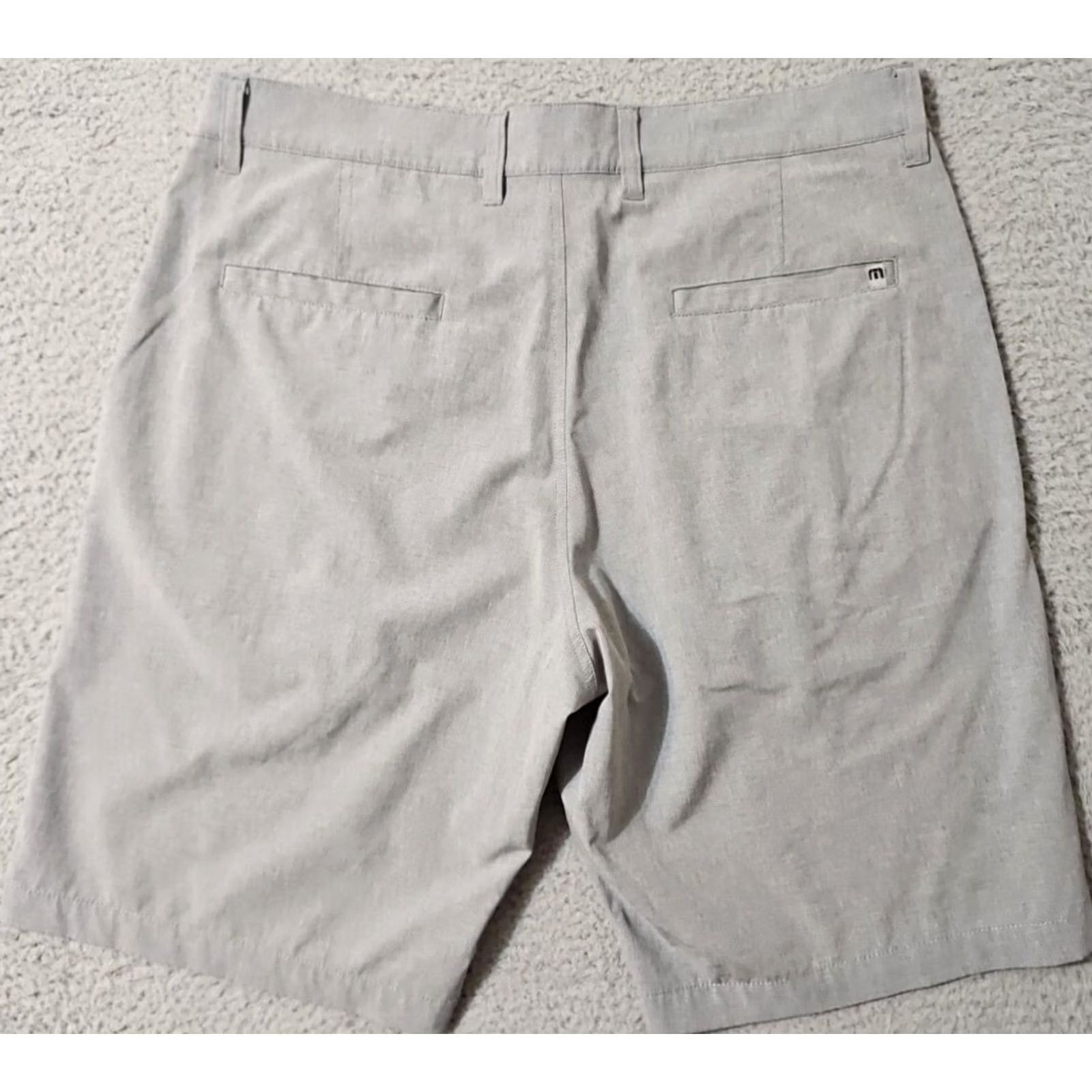 TravisMathew Travis Mathew Shorts Mens Size 34 Gray Golf Stretch Performance Casual Size US 34 / EU 50 - 2 Thumbnail