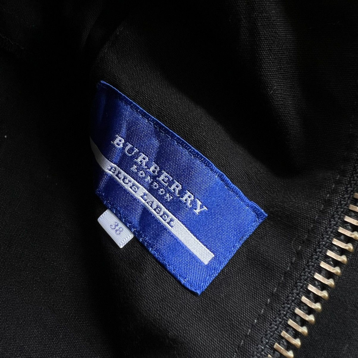 Burberry Burberry Blue Label Bomber Jacket Size S / US 4 / IT 40 - 7 Thumbnail