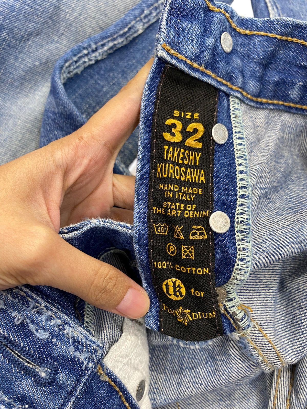 Takeshy Kurosawa Takeshy Kurosawa Brand Whiskers Faded Wash Ripped Jeans Size US 30 / EU 46 - 13 Thumbnail