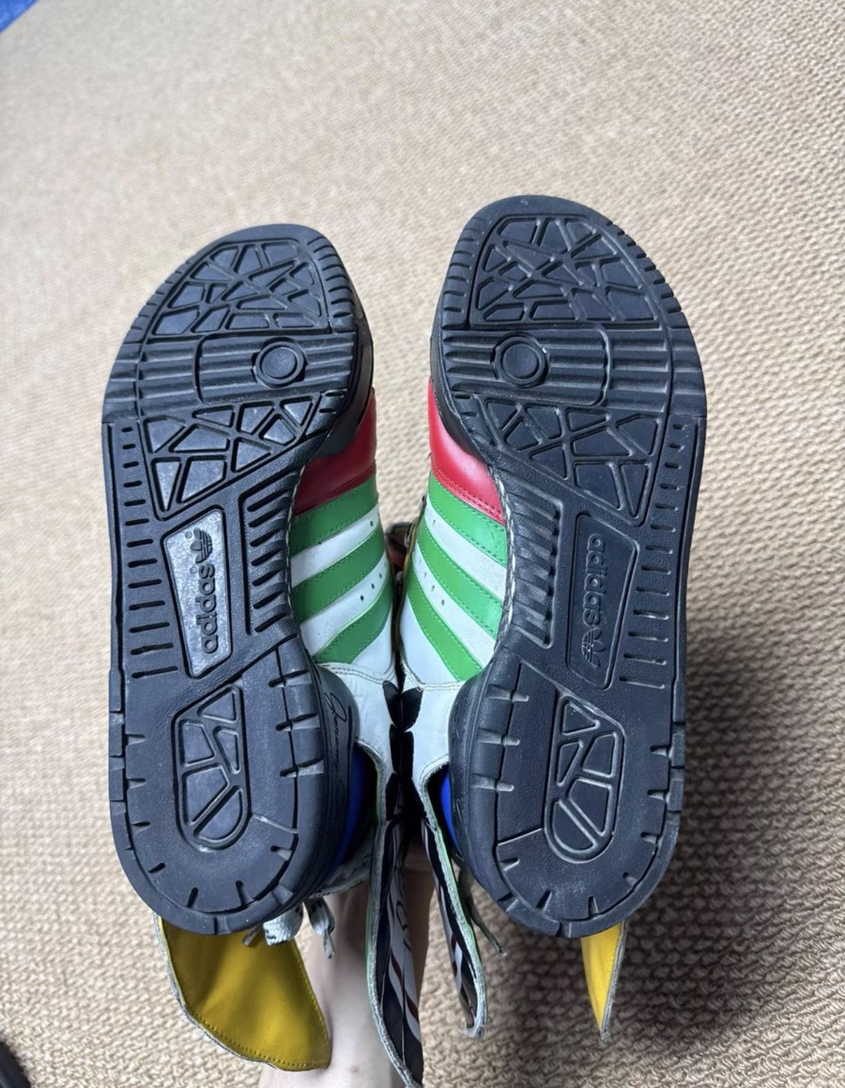 Adidas Adidas Jeremy Scott Wings Indian Mask Q23171 K37 Size US 8 / EU 41 - 7 Thumbnail