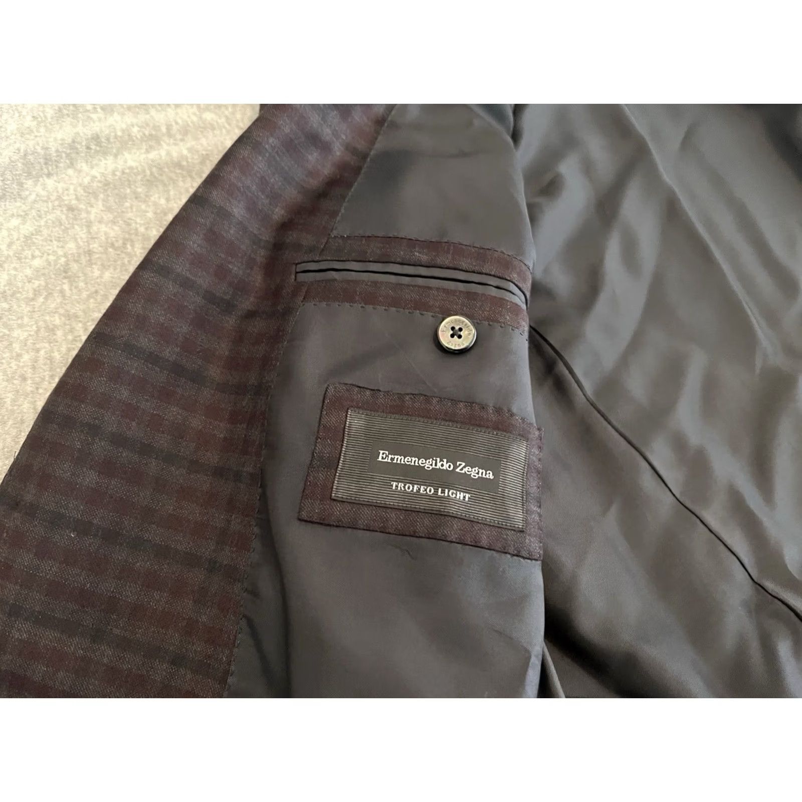 Ermenegildo Zegna Ermenegildo Zegna Trofeo Blazer Jacket Mens 44L Wool Dark Purple Check Long Two-Button Jacket Coat Blazer Mens 44 Dark Purple Wool Blazer Size 44R - 3 Thumbnail