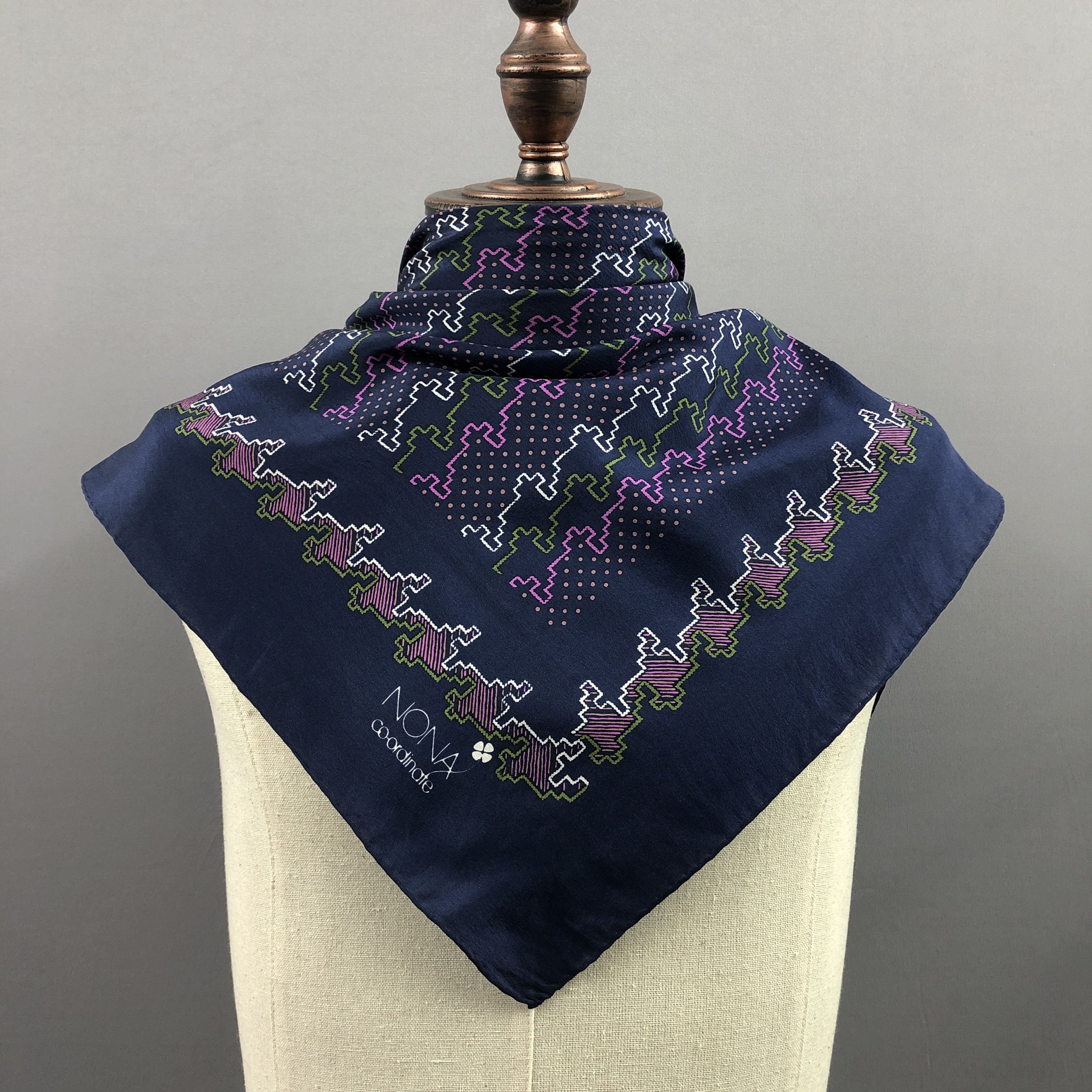 Other × Vintage Vintage Nona SILK Scarf Twill Stole Wraps Scarves Size ONE SIZE - 1 Thumbnail