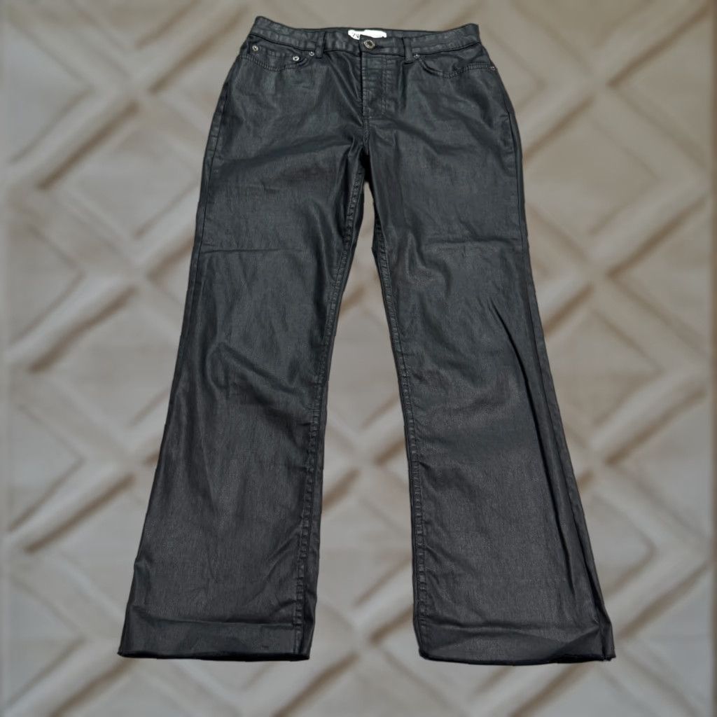 Zara Zara Pants Womens 8 Black Flared Faux Leather Side Zip Button 25 Inseam Stretch Pockets Casual Travel Vintage No (if required) Size 30" / US 8 / IT 44 - 1 Thumbnail