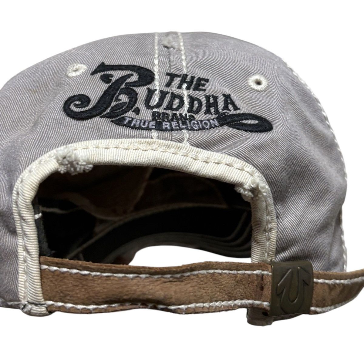 True Religion 2000s TRUE RELIGION DISTRESSED CAP DESTROYED HAT Size ONE SIZE - 6 Thumbnail