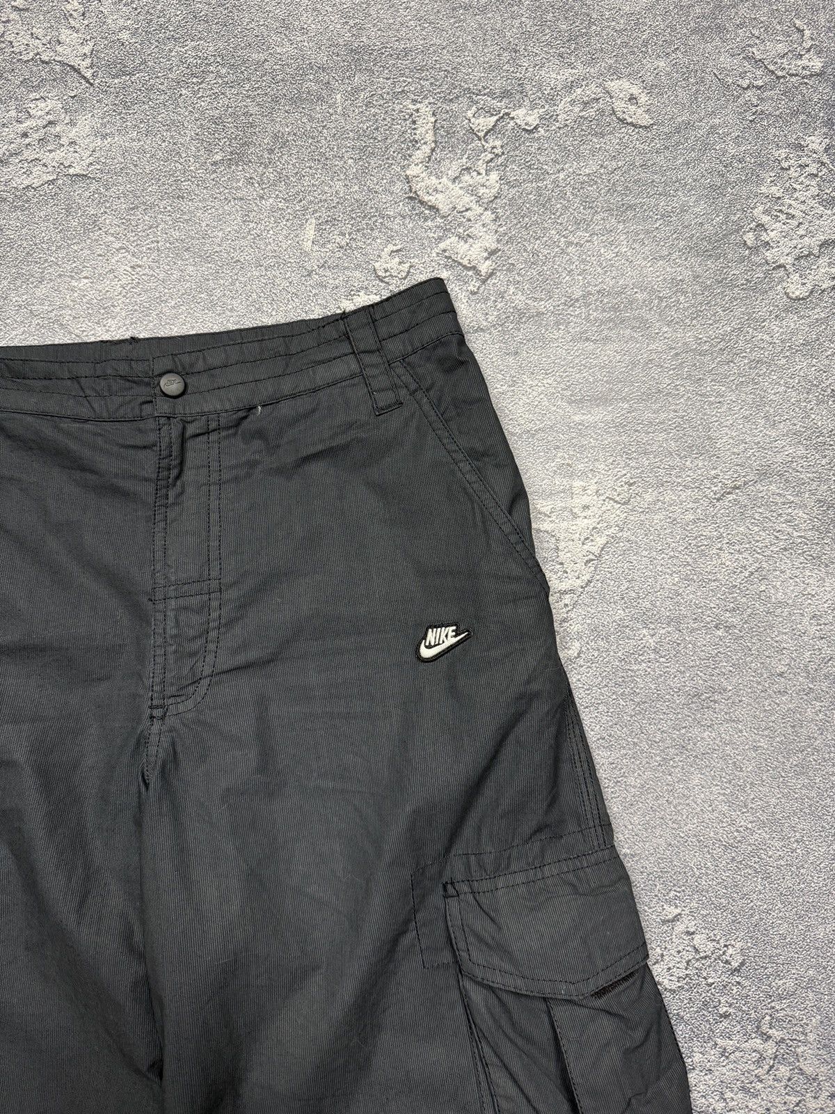 Nike × Nike ACG × Vintage Vintage Nike Cargo Shorts Small Logo Swoosh Y2K ACG Size US 30 / EU 46 - 2 Thumbnail